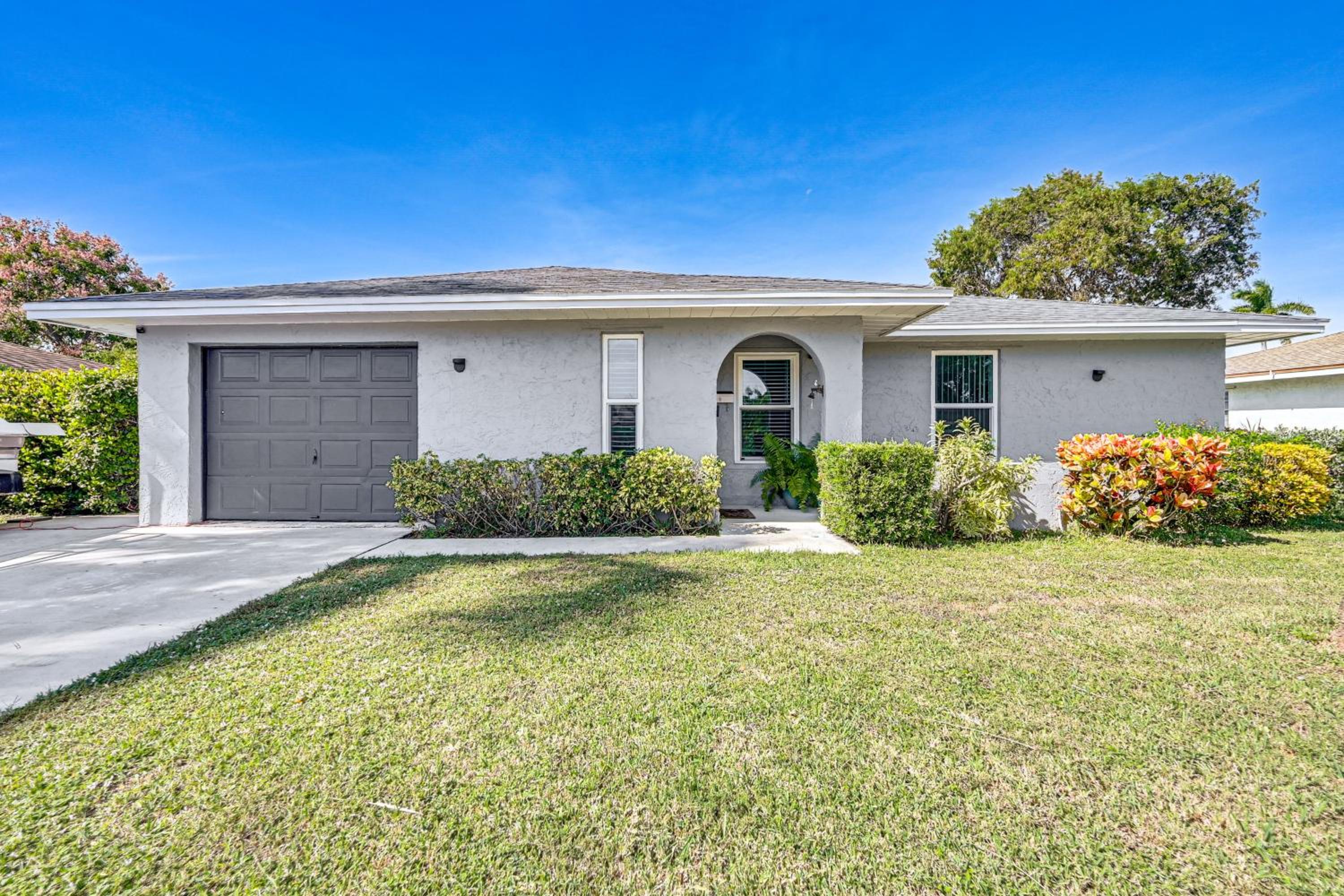 Near 5th Ave and Beach! Family-Friendly Naples Home