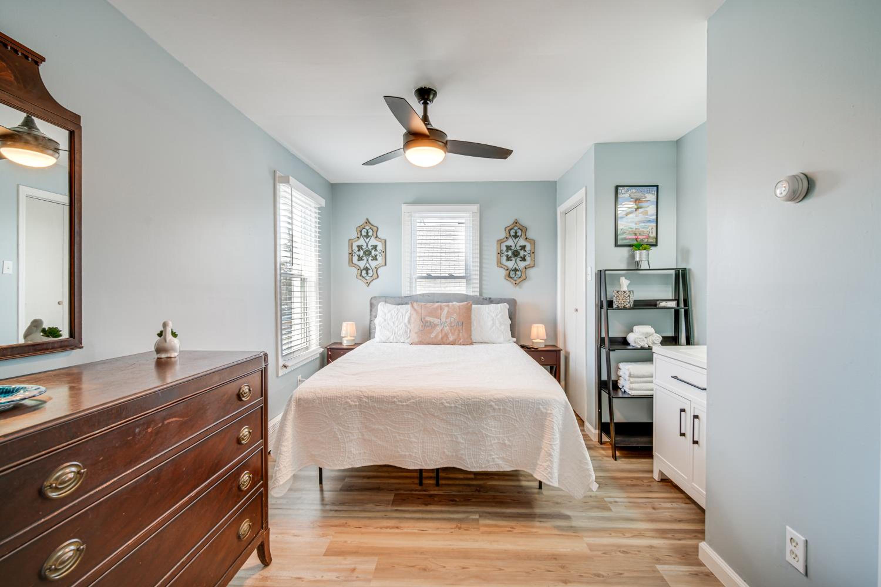 Walk to Beach and Boardwalk Ocean City Haven!