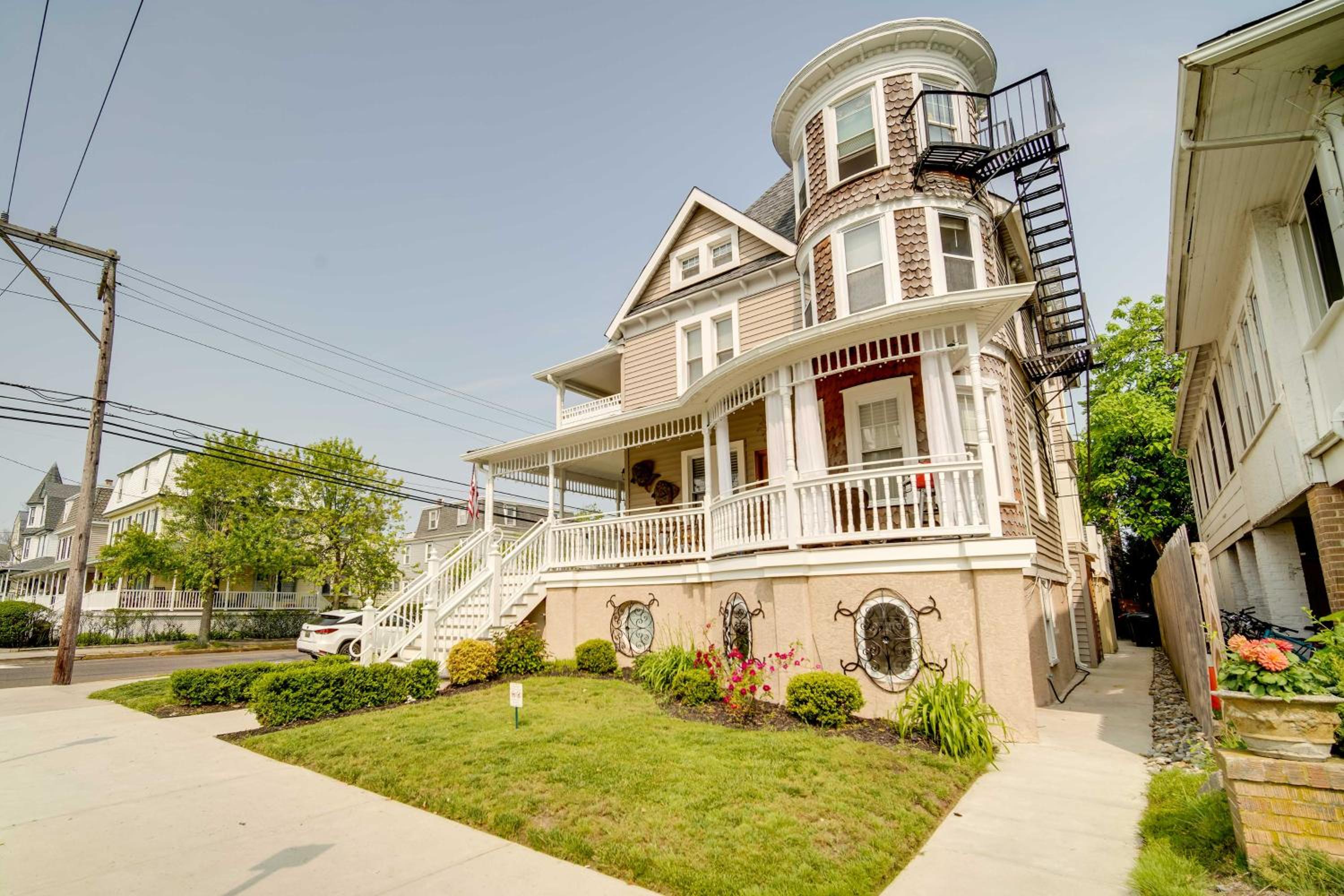 Walk to Beach and Boardwalk Ocean City Haven!