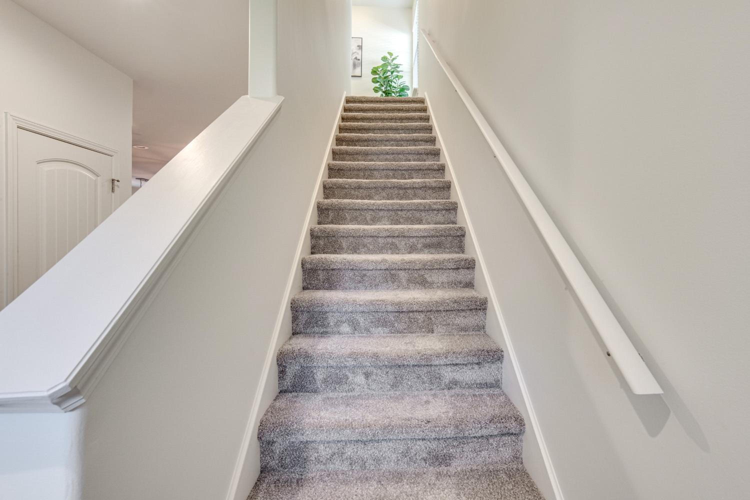 Explore Beaches and May River! Family Bluffton Home