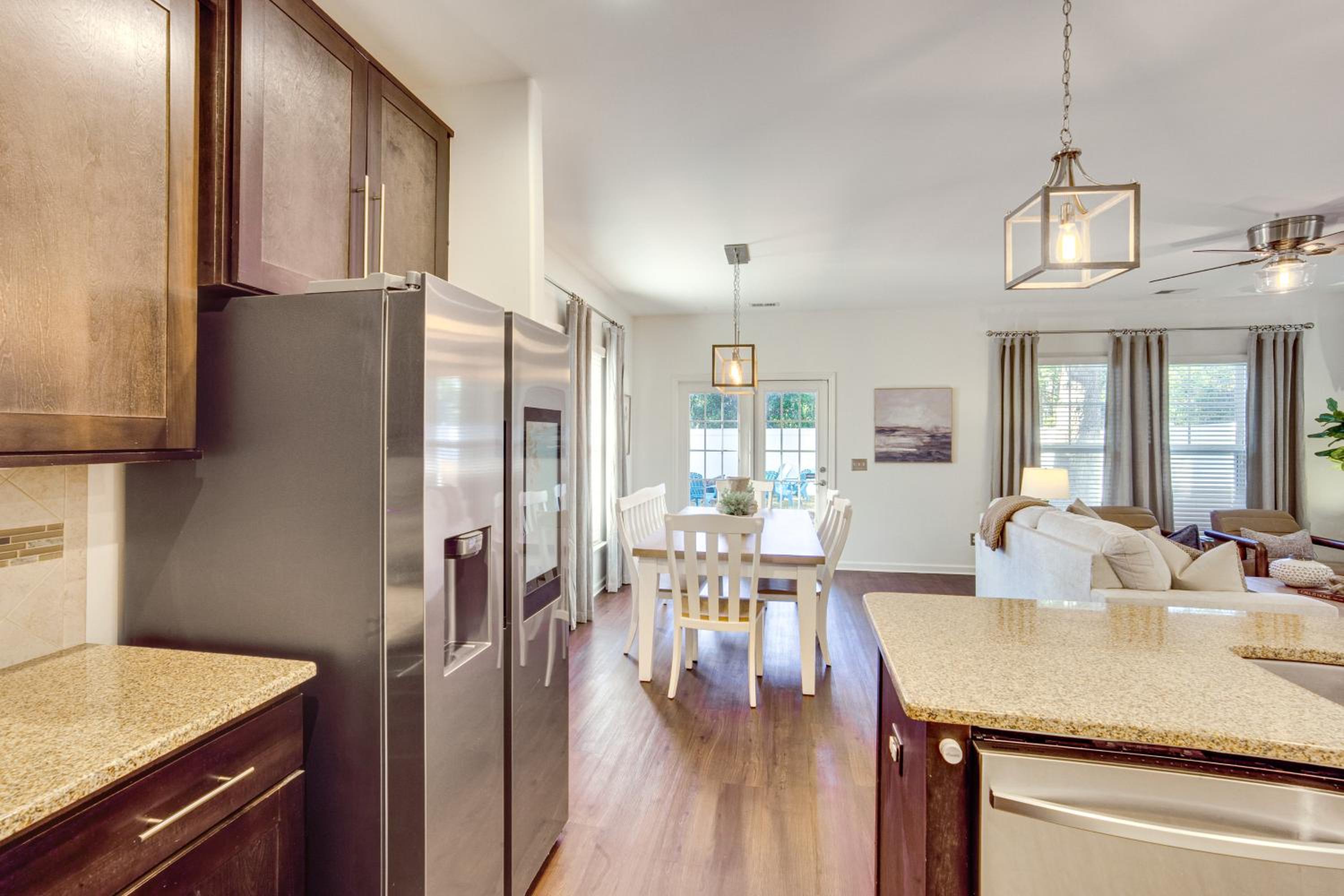 Explore Beaches and May River! Family Bluffton Home