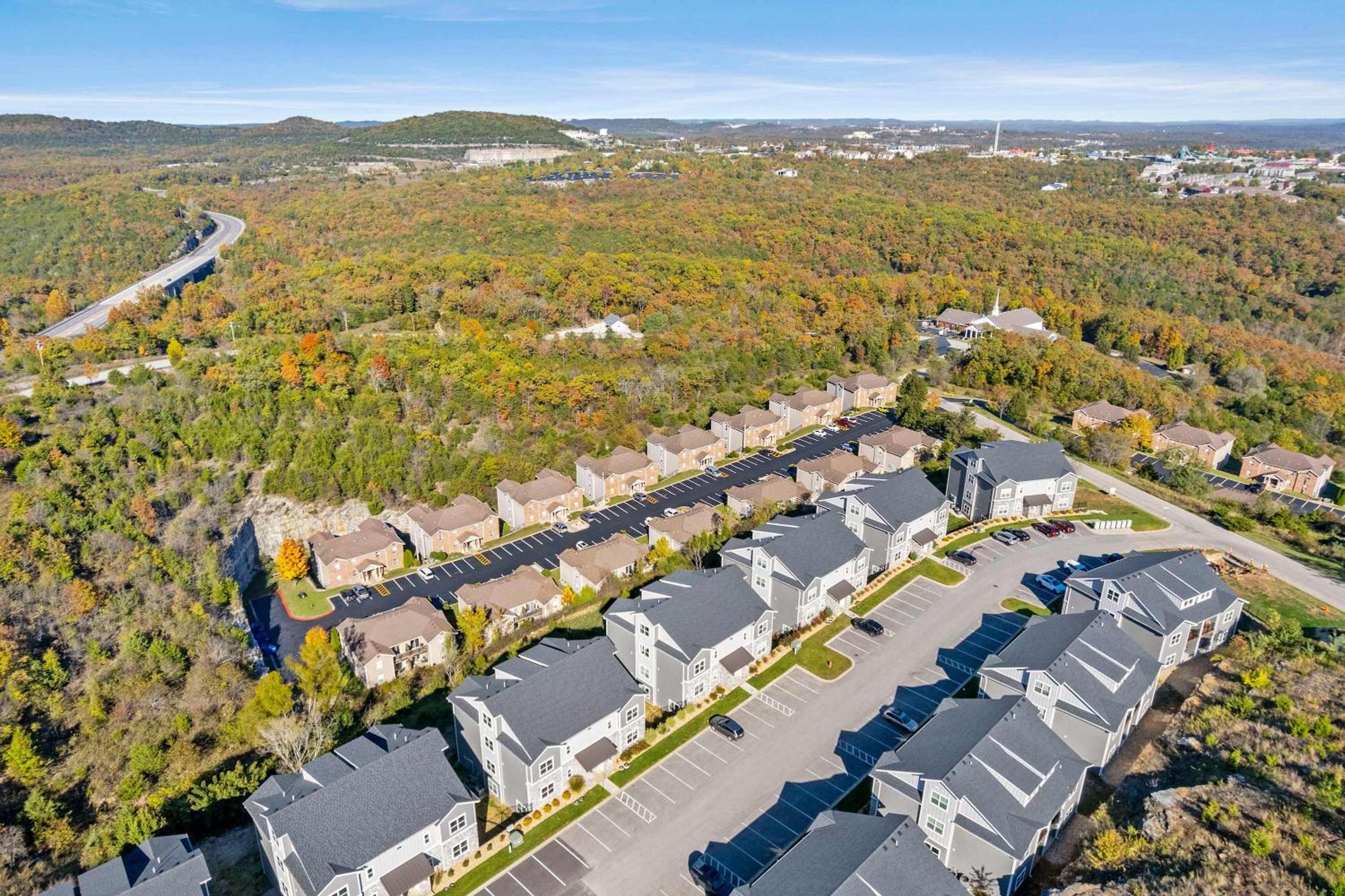 Crossroads Vistas - 3BDR Condo