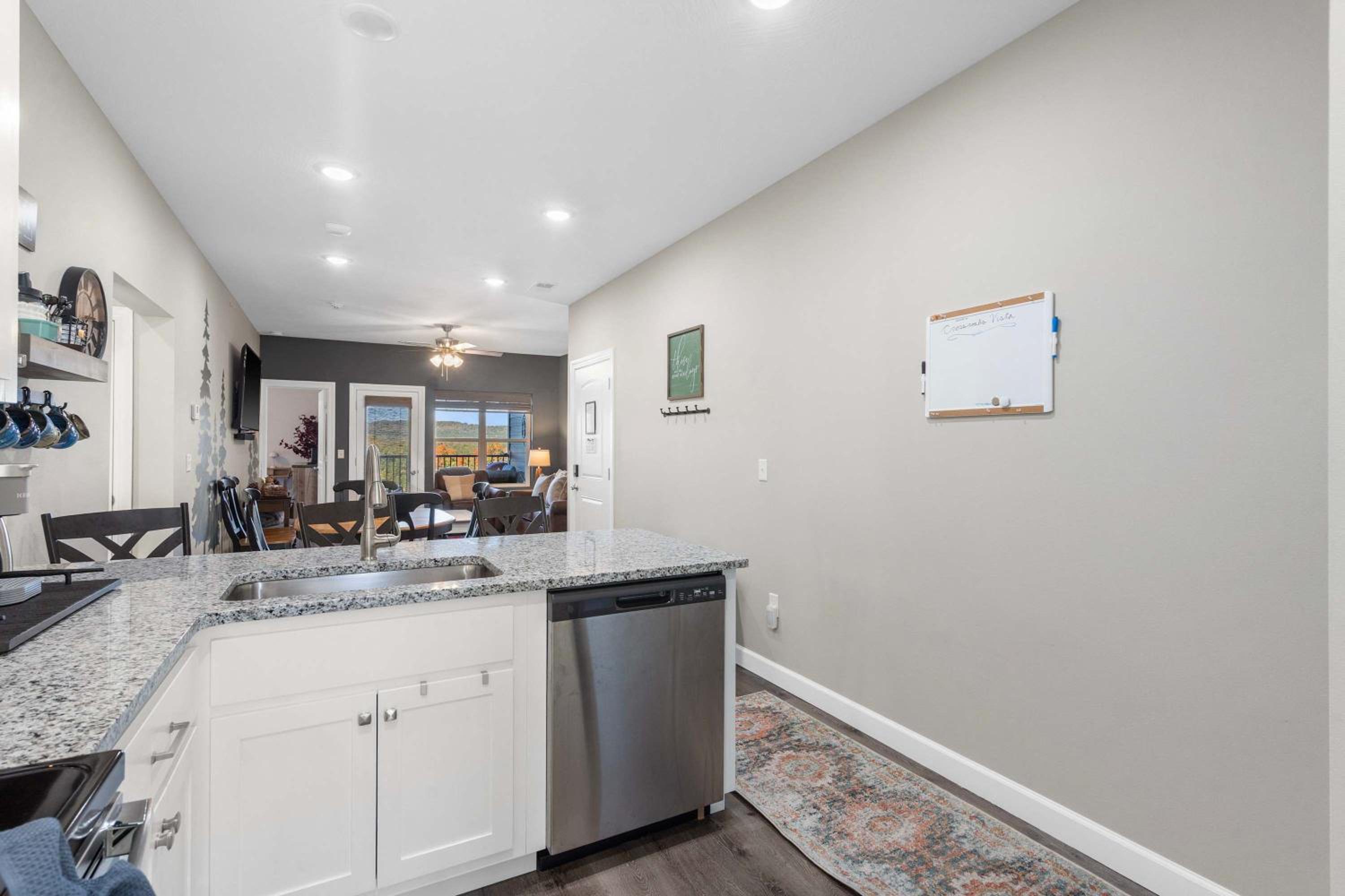 Crossroads Vistas - 3BDR Condo