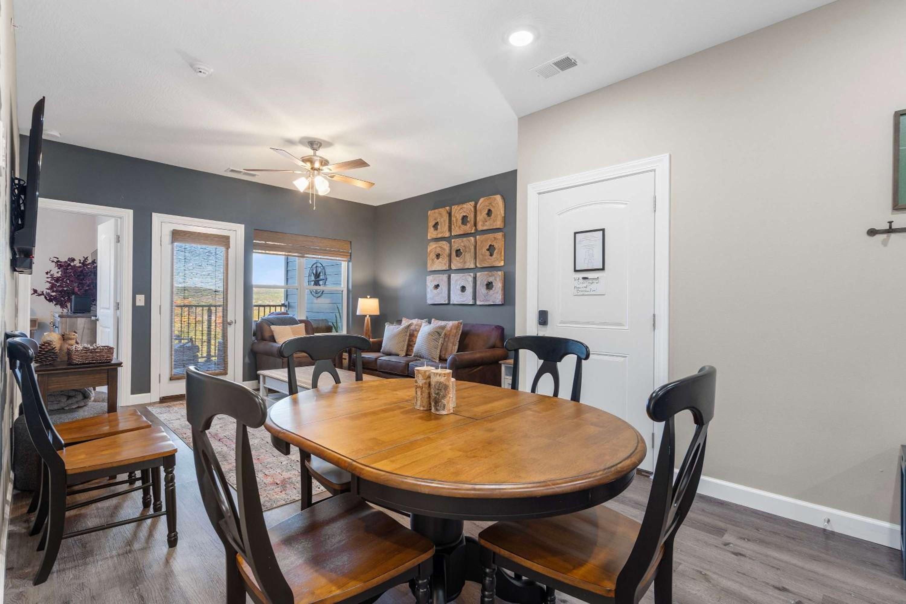 Crossroads Vistas - 3BDR Condo