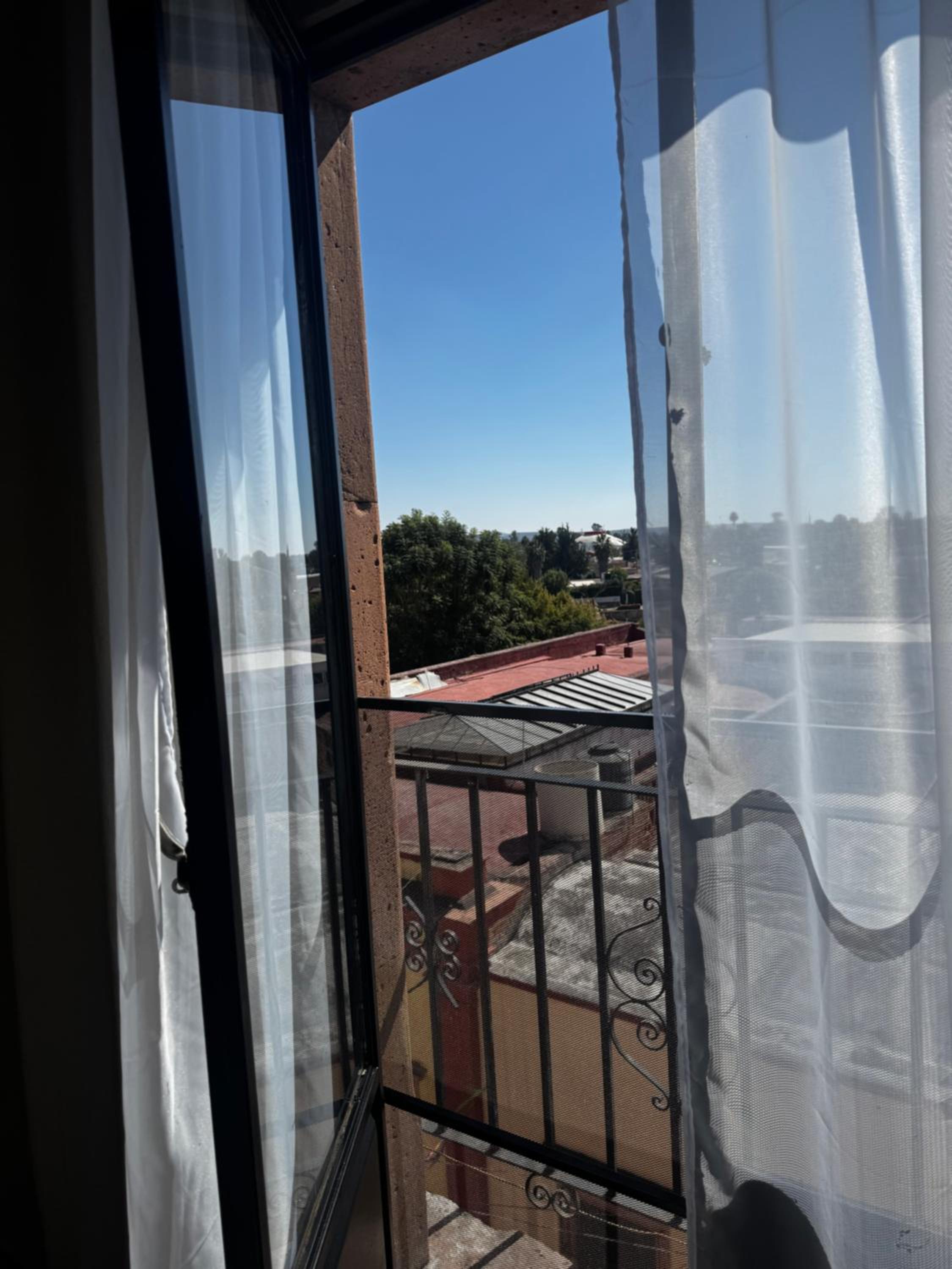 CASA UMBRAL - Plaza principal