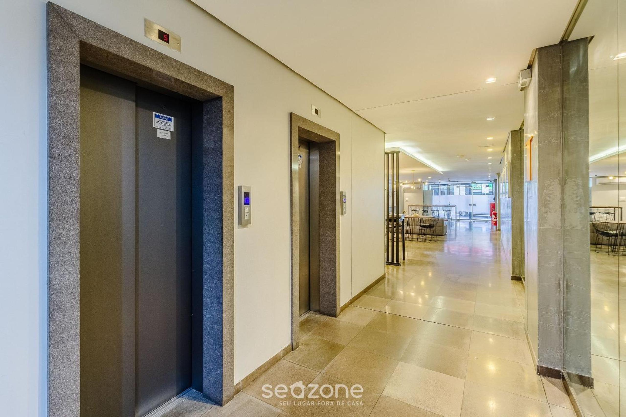 Studios in the Historic Center of POA - ELSs