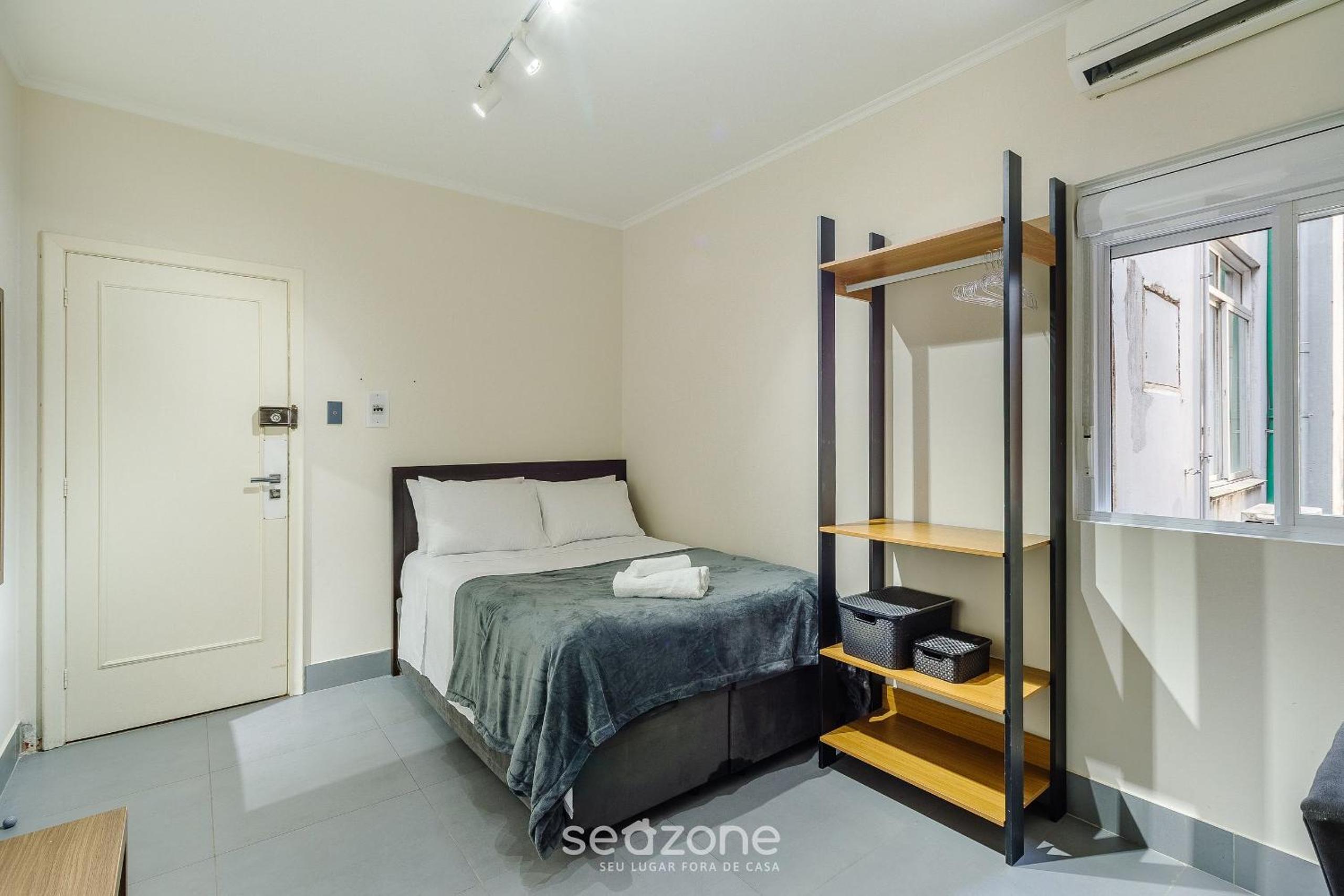 Studios in the Historic Center of POA - ELSs