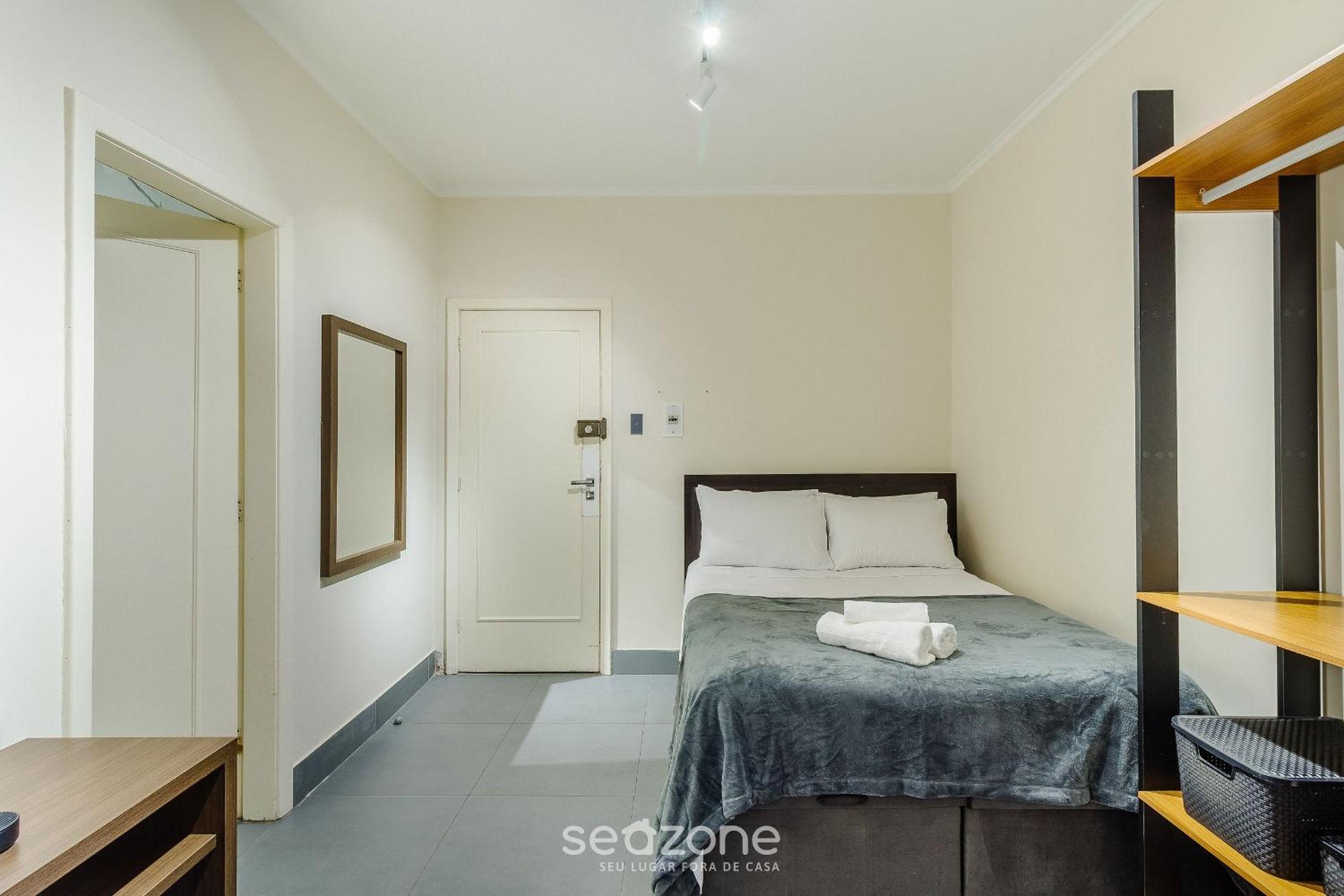 Studios in the Historic Center of POA - ELSs