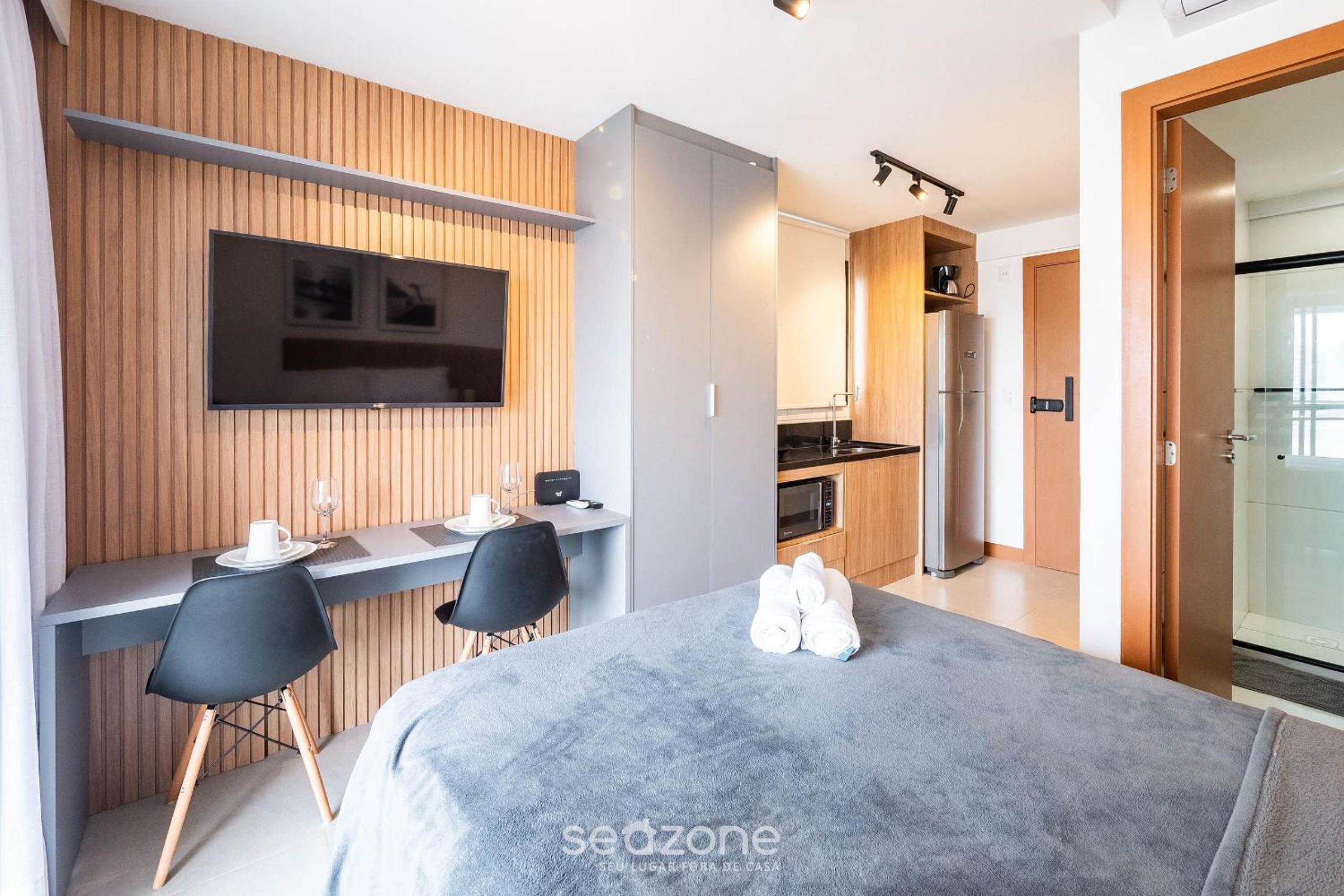 Modern and Fully Equipped Apartments 500m from Barra Beach in Salvador – ZNB