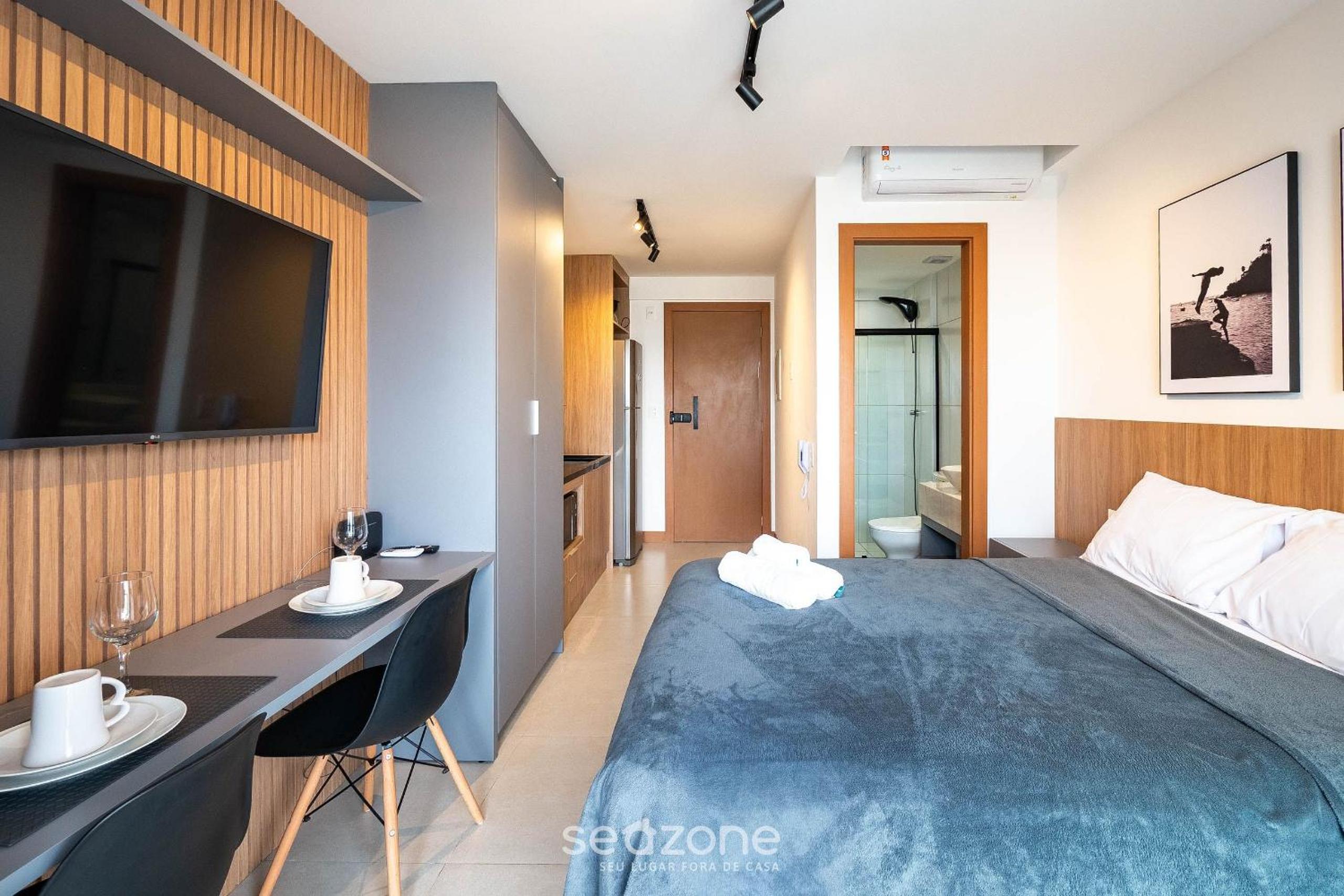Modern and Fully Equipped Apartments 500m from Barra Beach in Salvador – ZNB