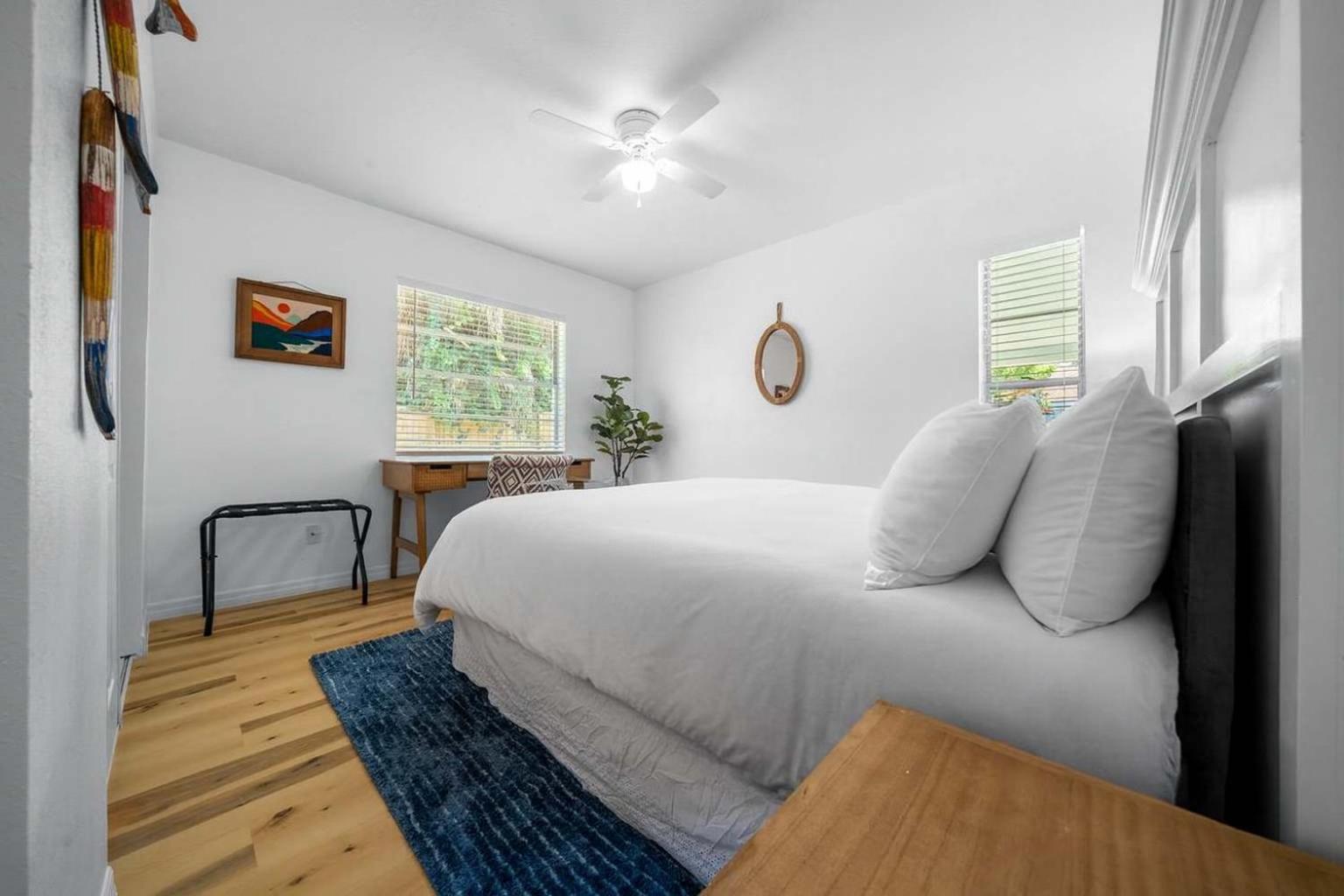 The Happy Haven - Near Manatee Tours - Pet Friendly