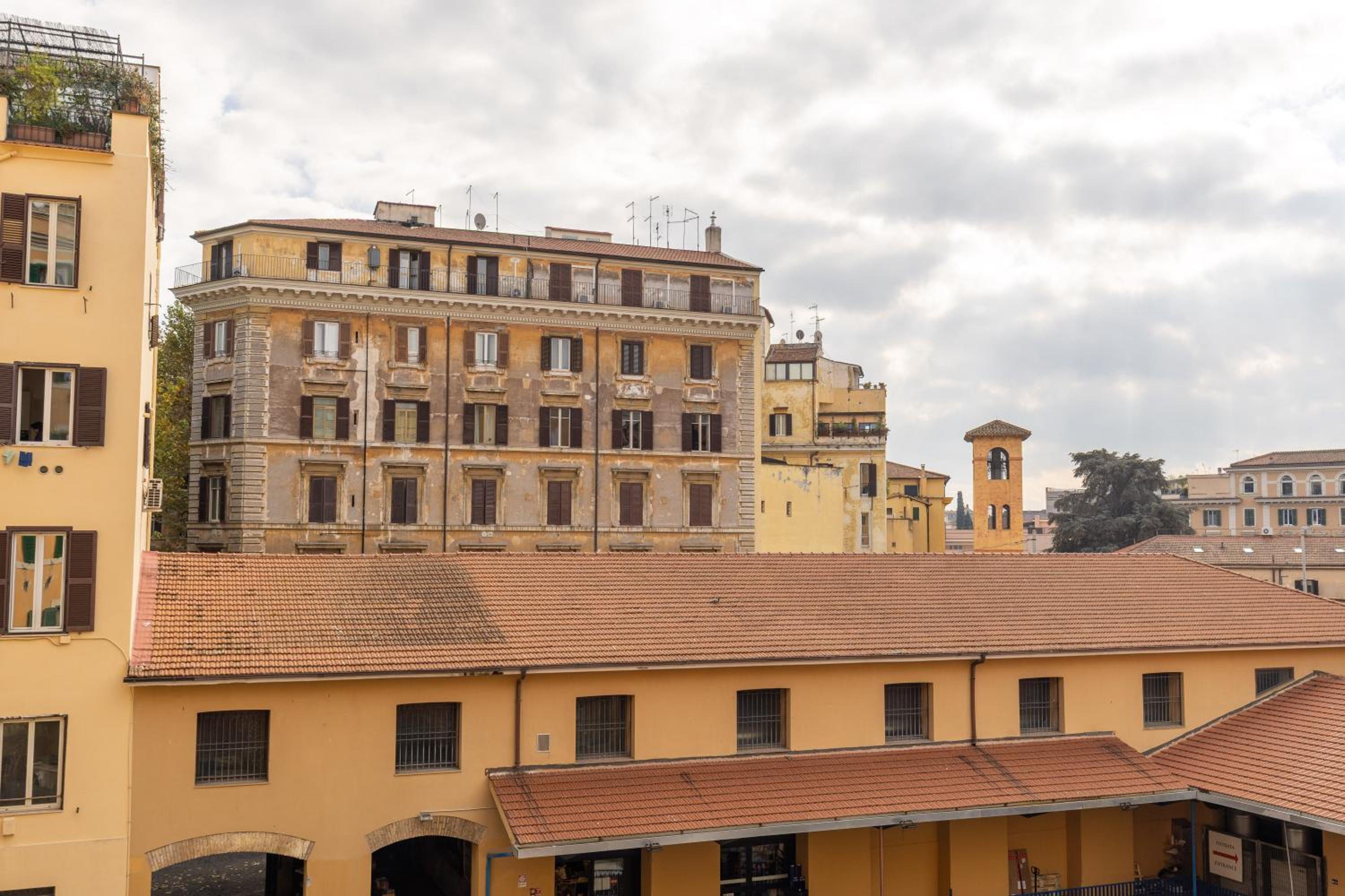 Domus Merulana 209 Colosseum Apt