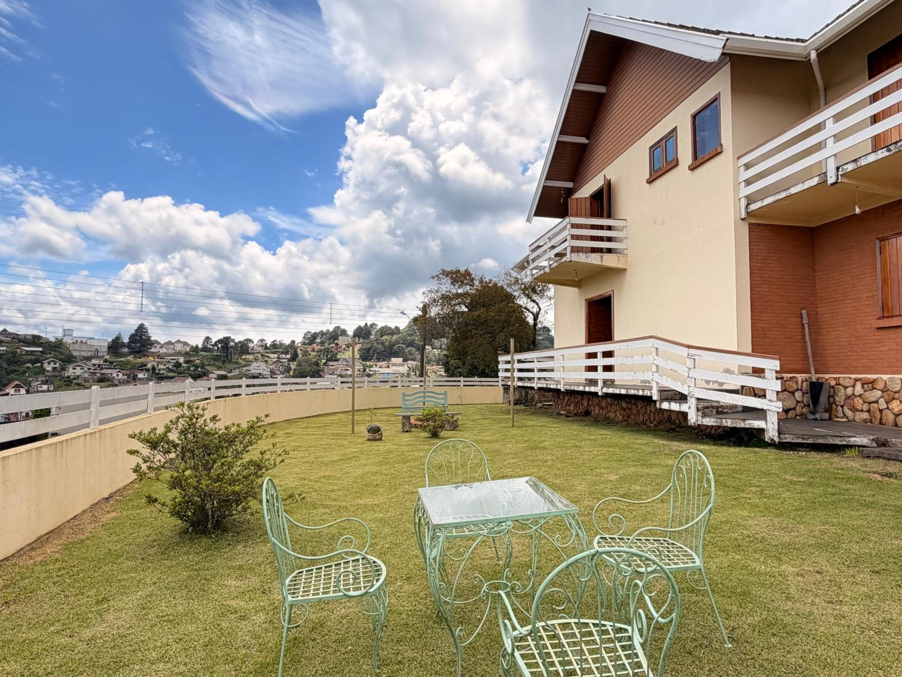 Pousada Villa Monte Fiori by HospedaHost