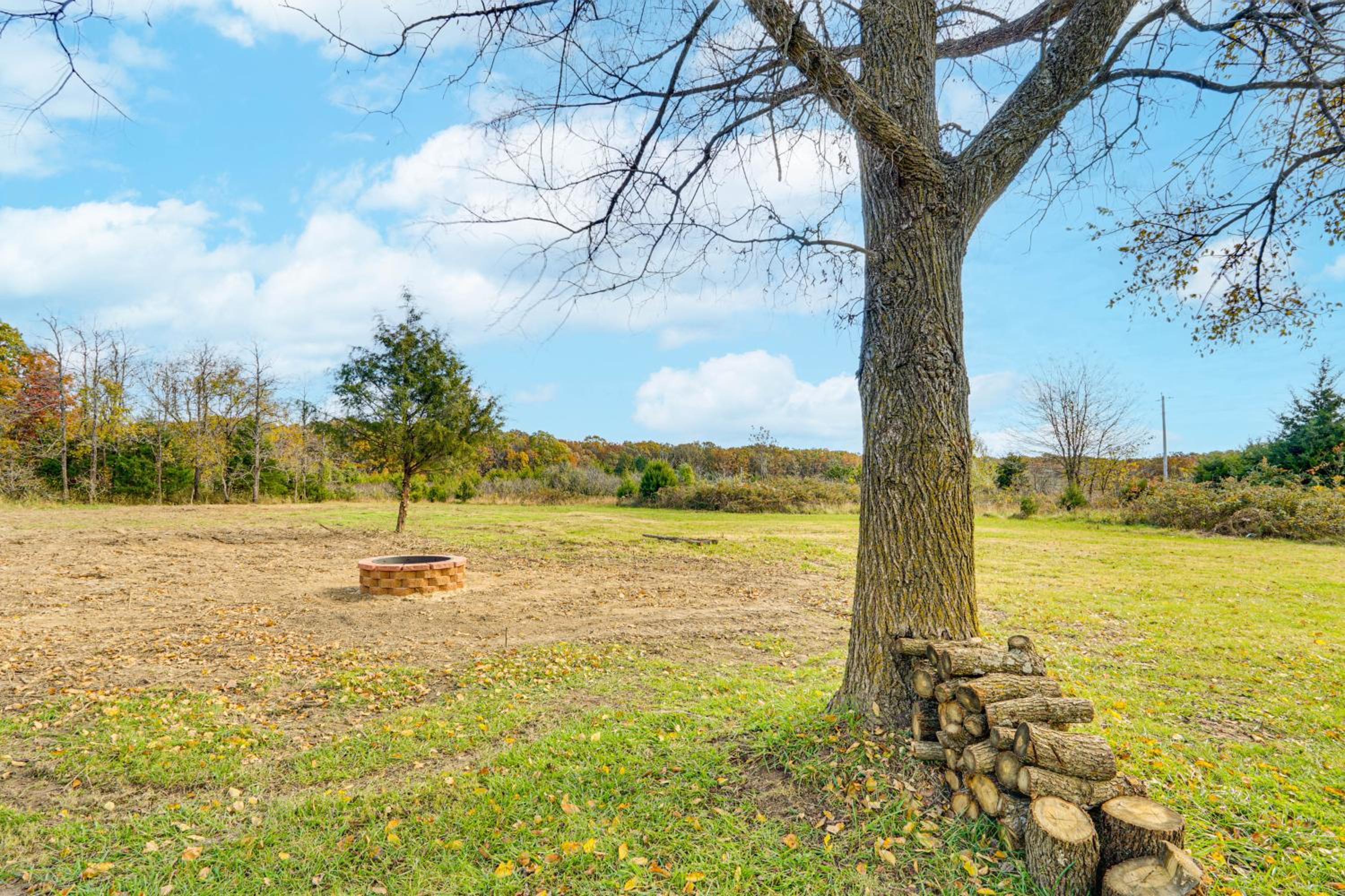 On 17 Acres! Countryside Retreat in Louisburg