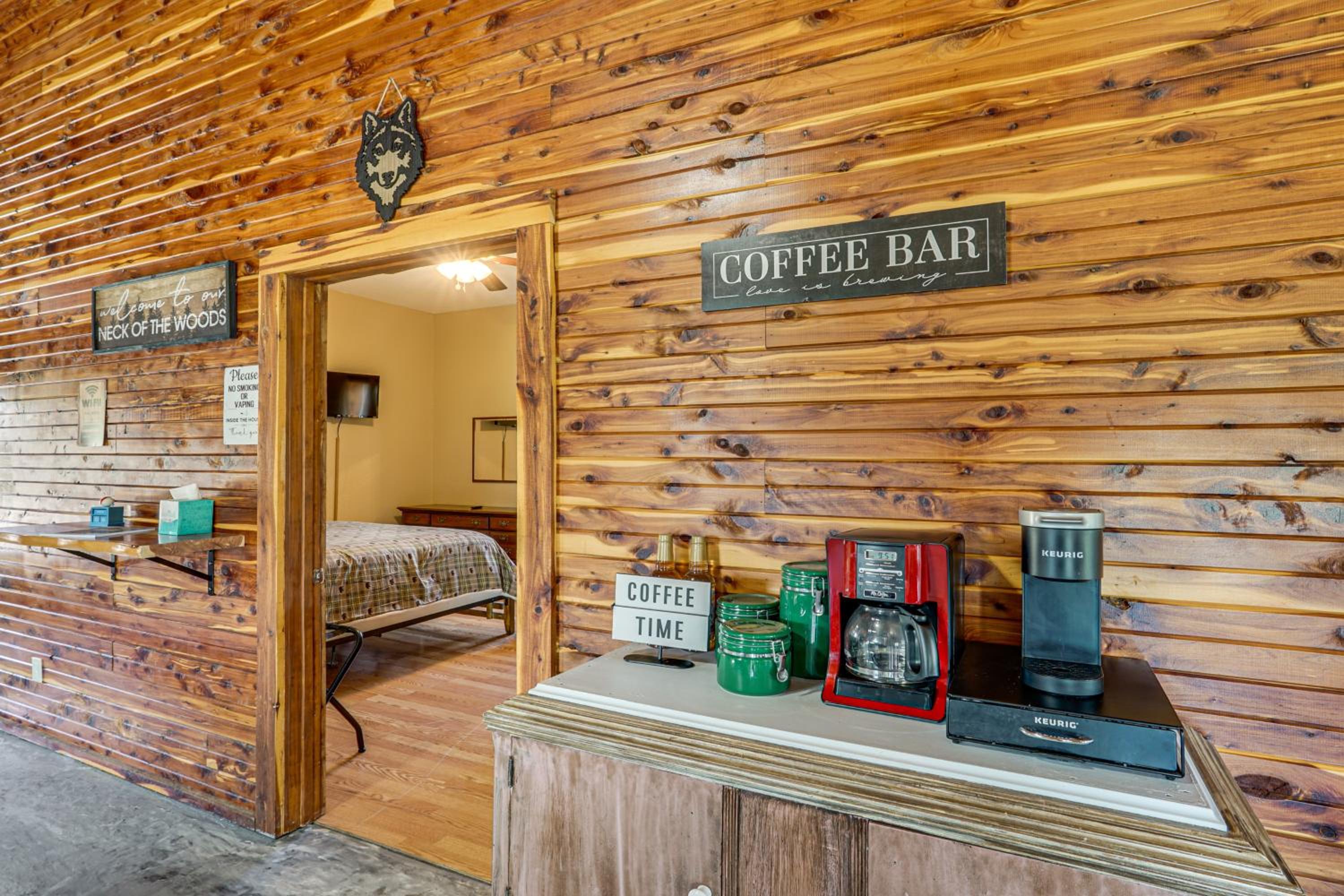 On 17 Acres! Countryside Retreat in Louisburg