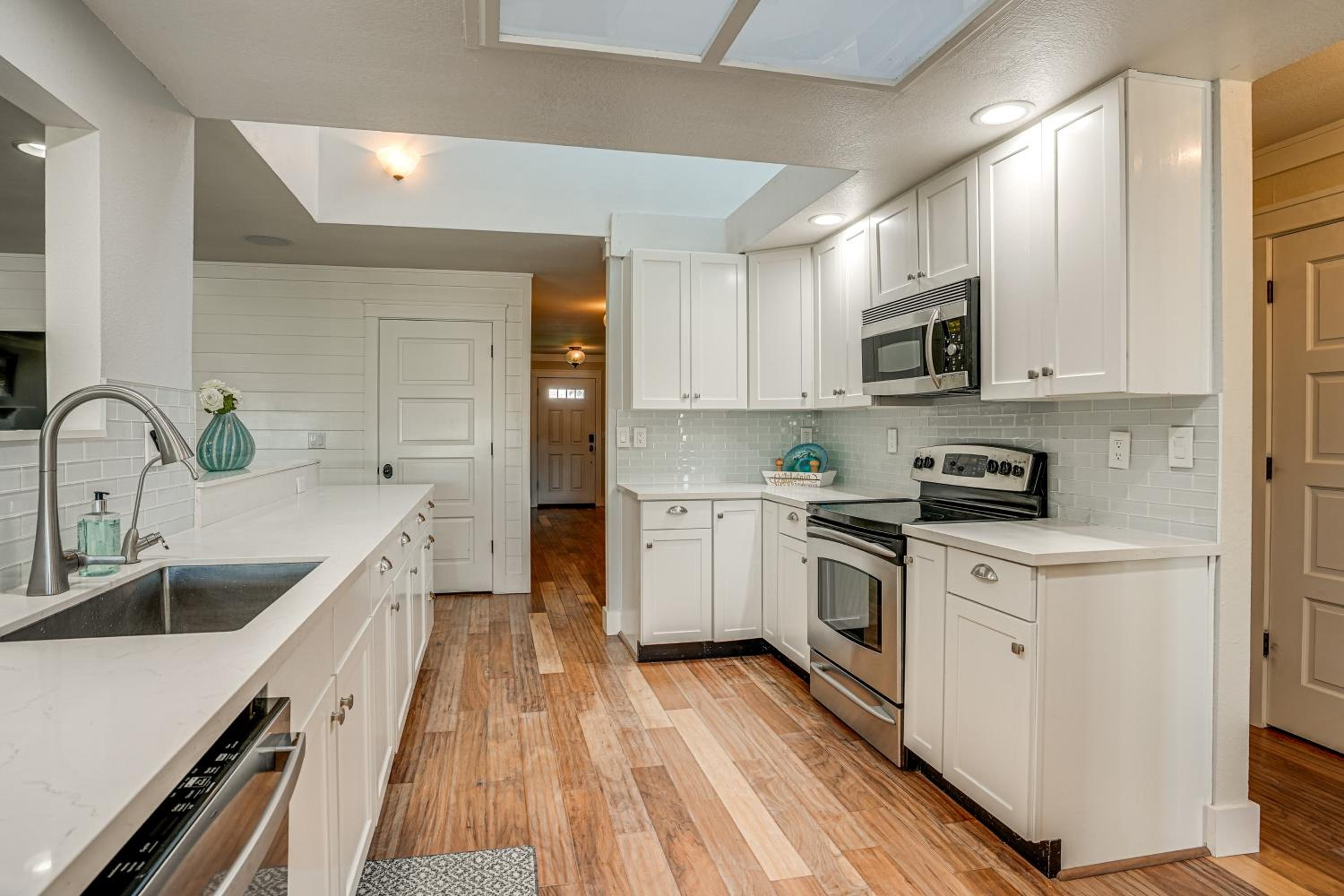 5 Min to Fast Water Waterfront Discovery Bay Home