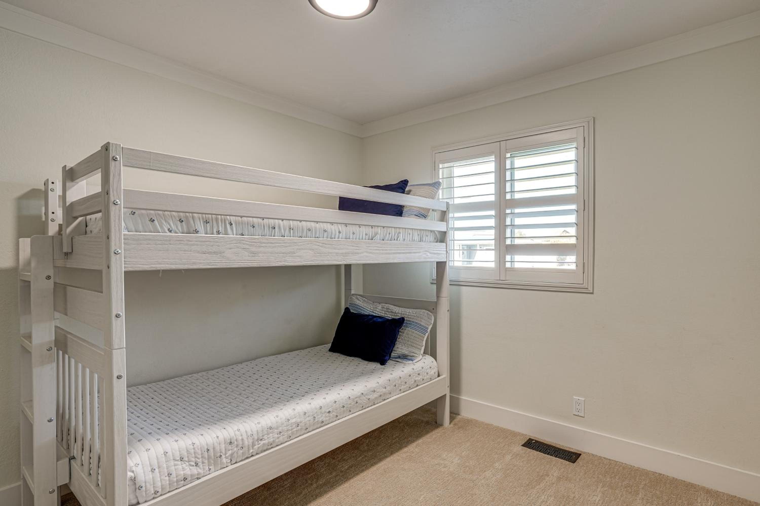 5 Min to Fast Water Waterfront Discovery Bay Home