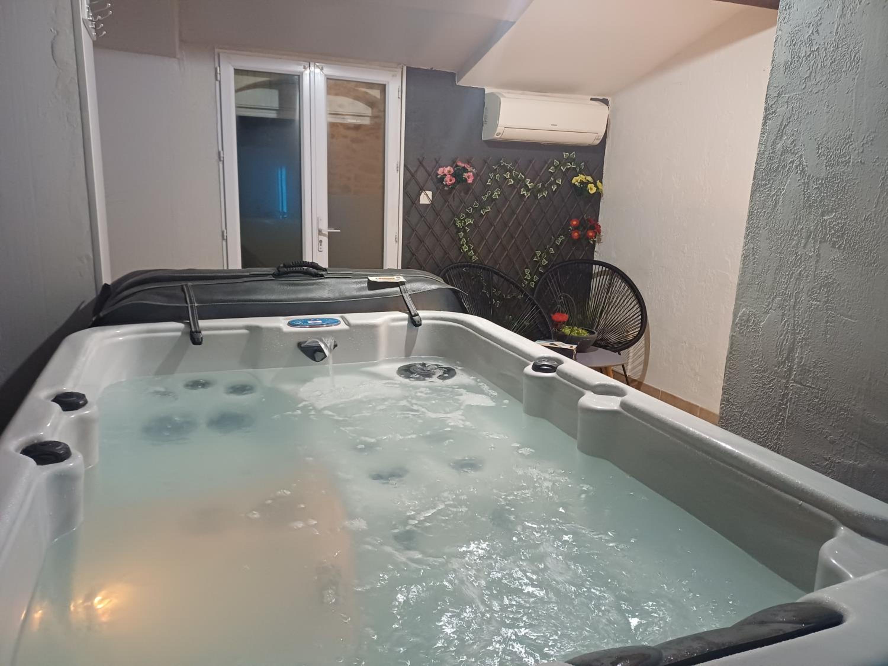 Maison avec jacuzzi, photo 19