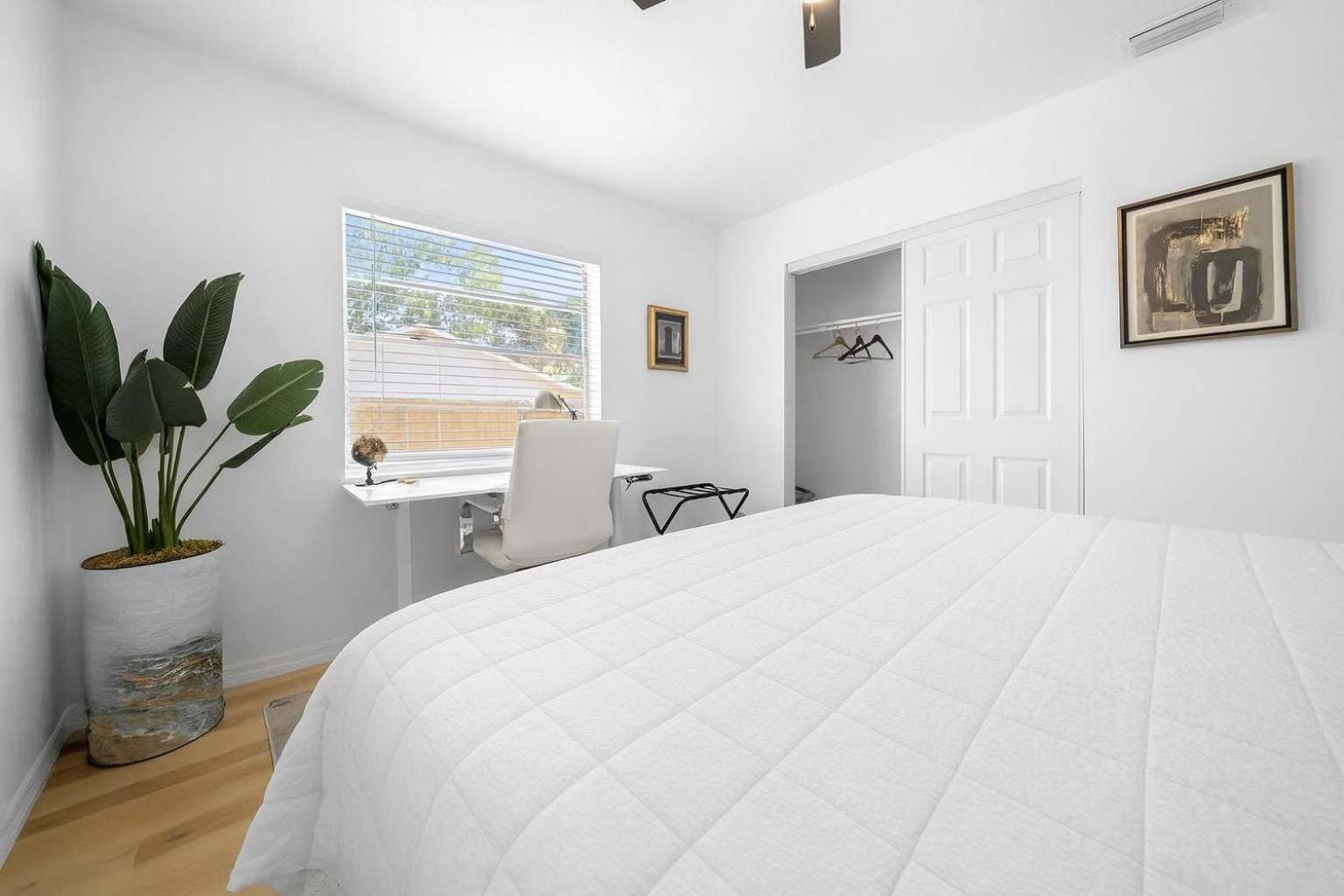 Drift & Dream Getaway - Pet-Friendly - Near Springs