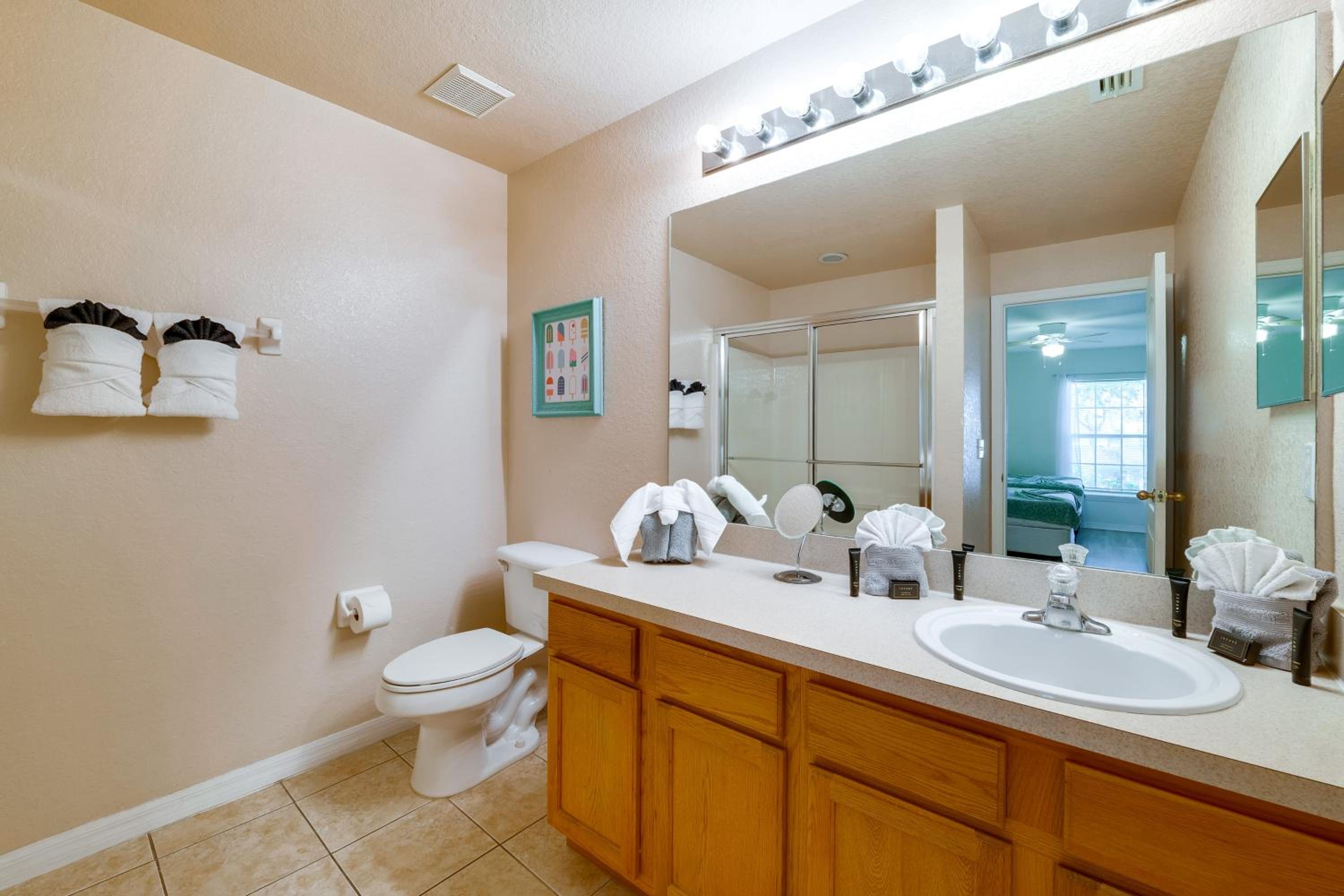 Peaceful Clermont Gem with Pool, 9 Mi to Disney!