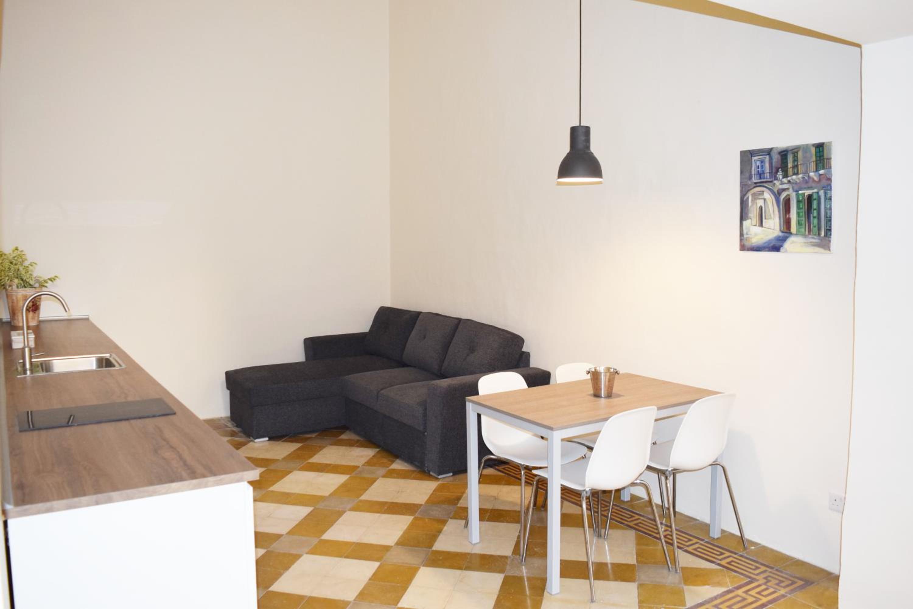 Valletta Mint Apartment 1 view 4