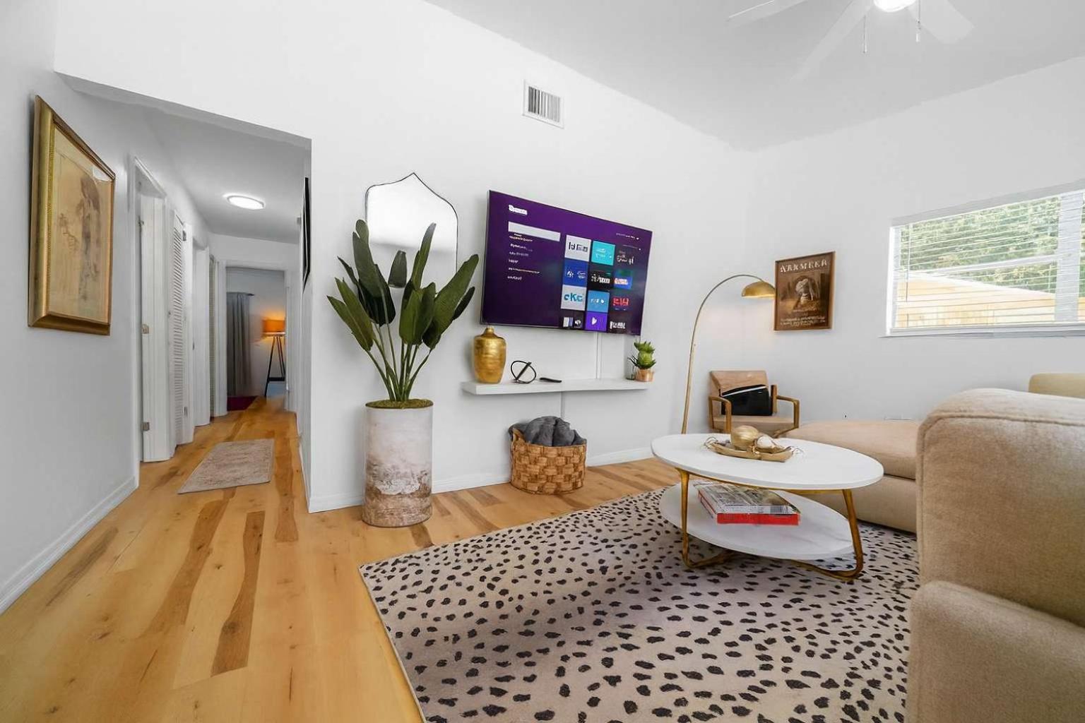Drift & Dream Getaway - Pet-Friendly - Near Springs