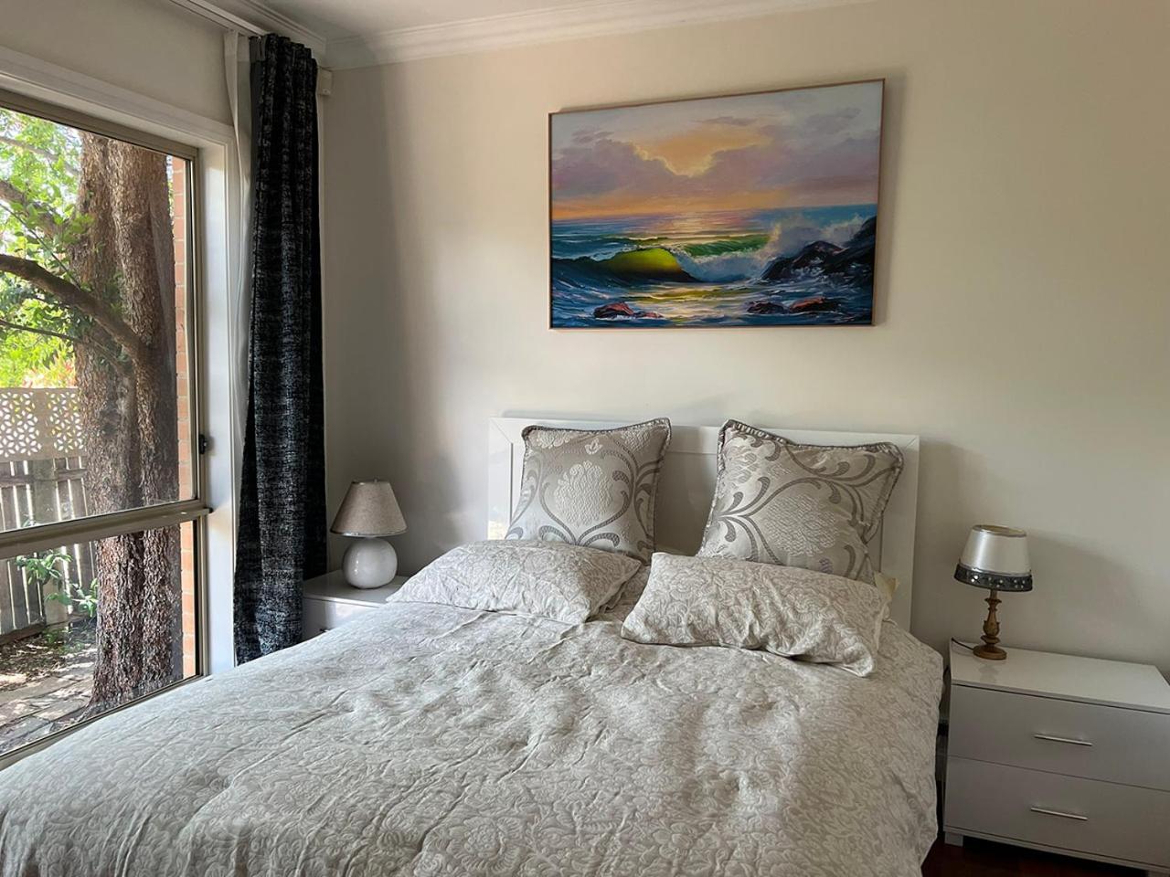 Inner North Premier Turner Living 2 Bed, 2 Bath Townhome