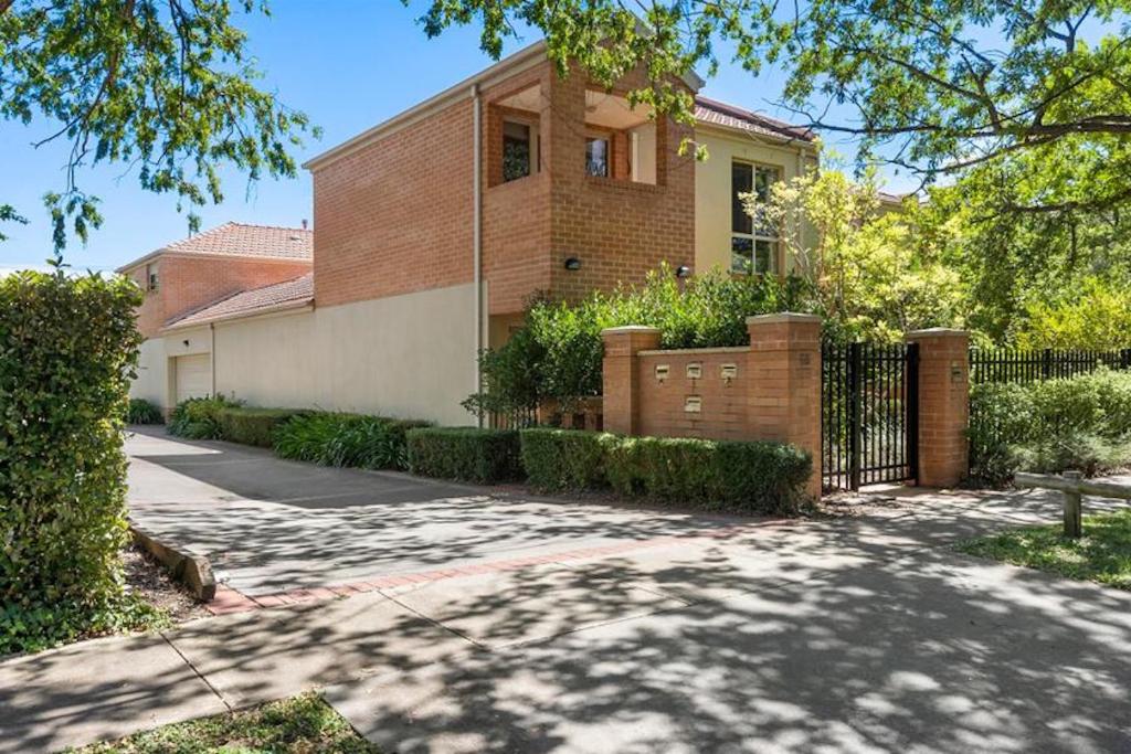 Inner North Premier Turner Living 2 Bed, 2 Bath Townhome