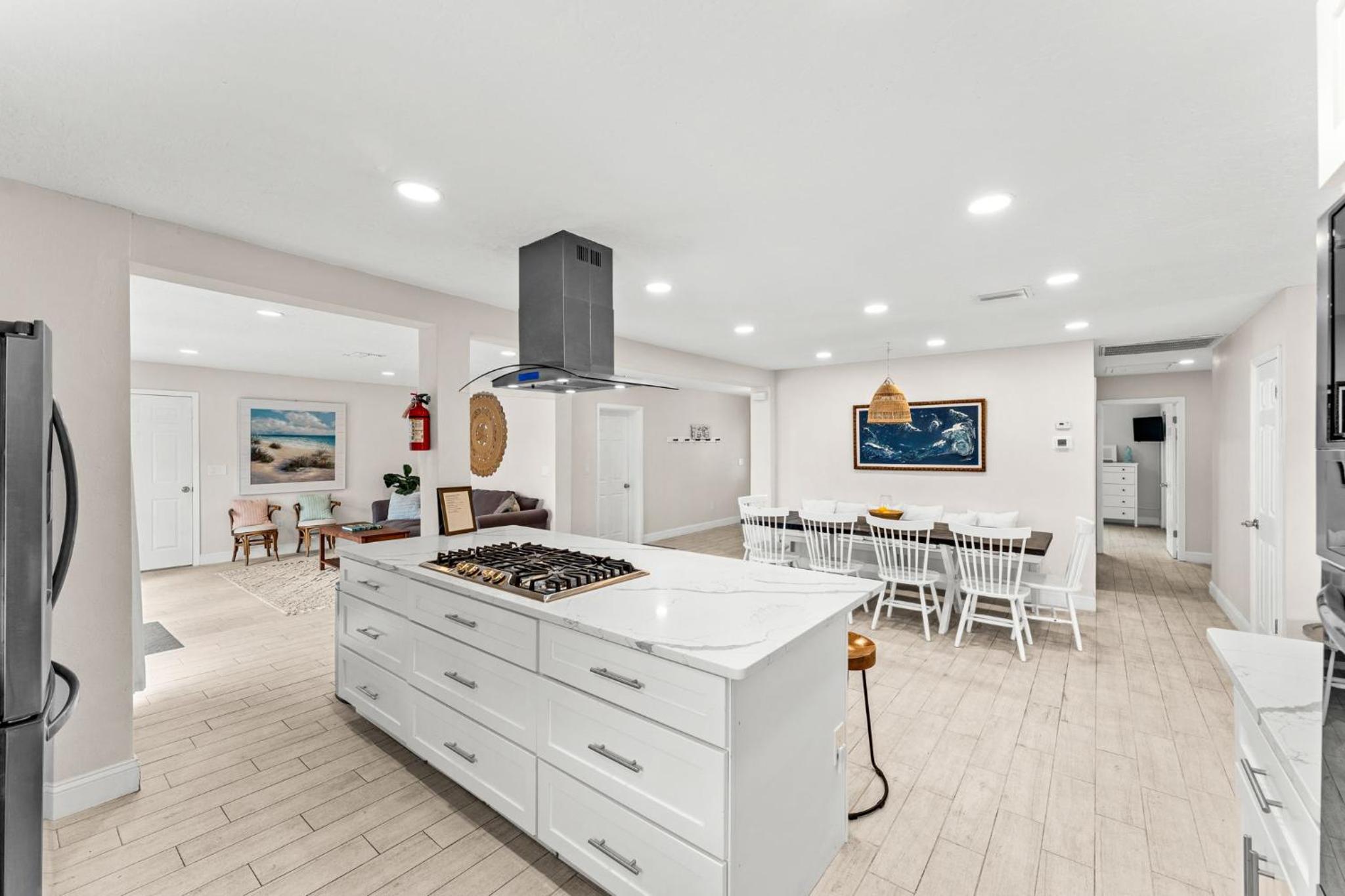 368 Carmine Dr