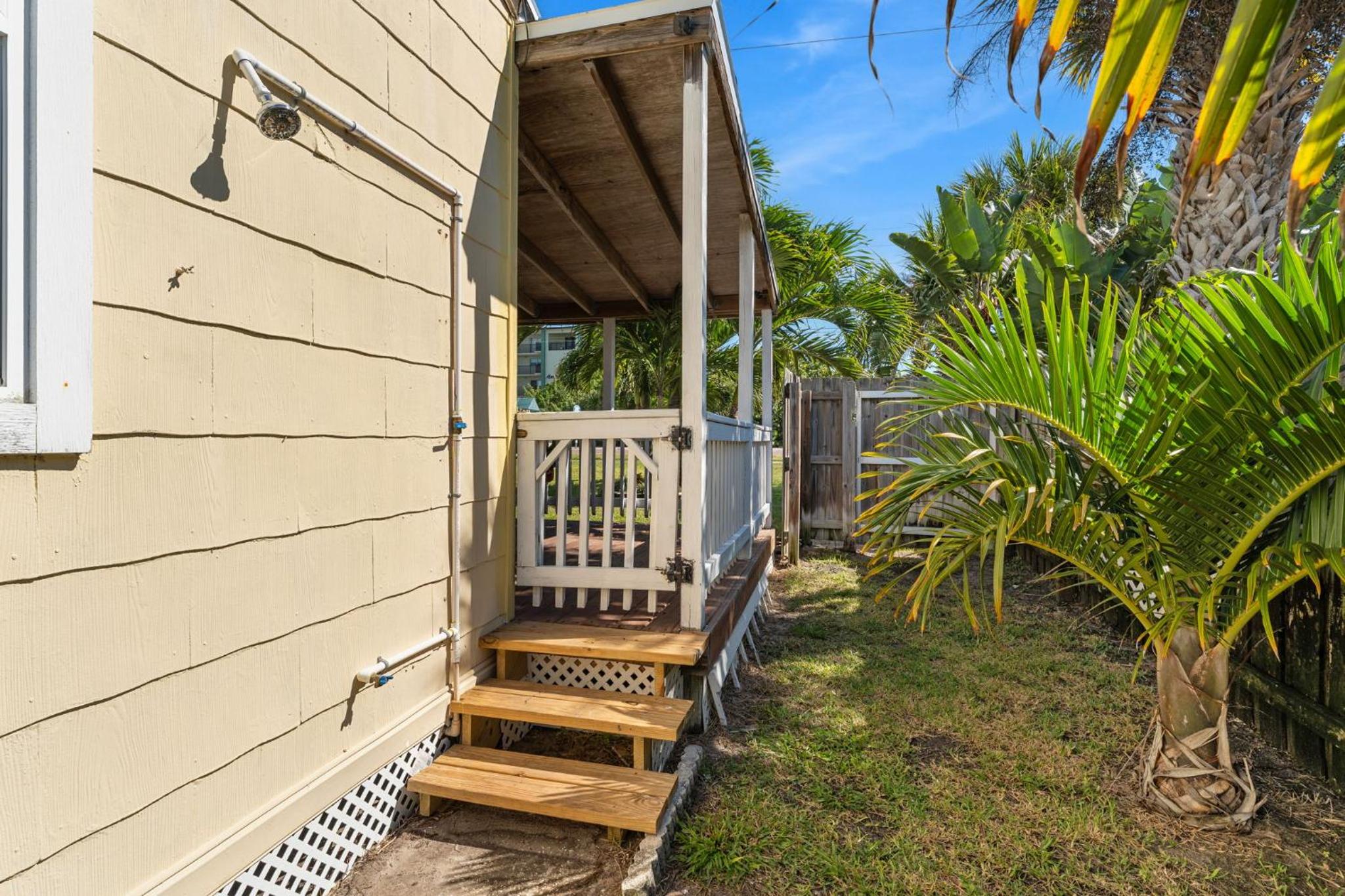 Ocean Breeze Bungalow