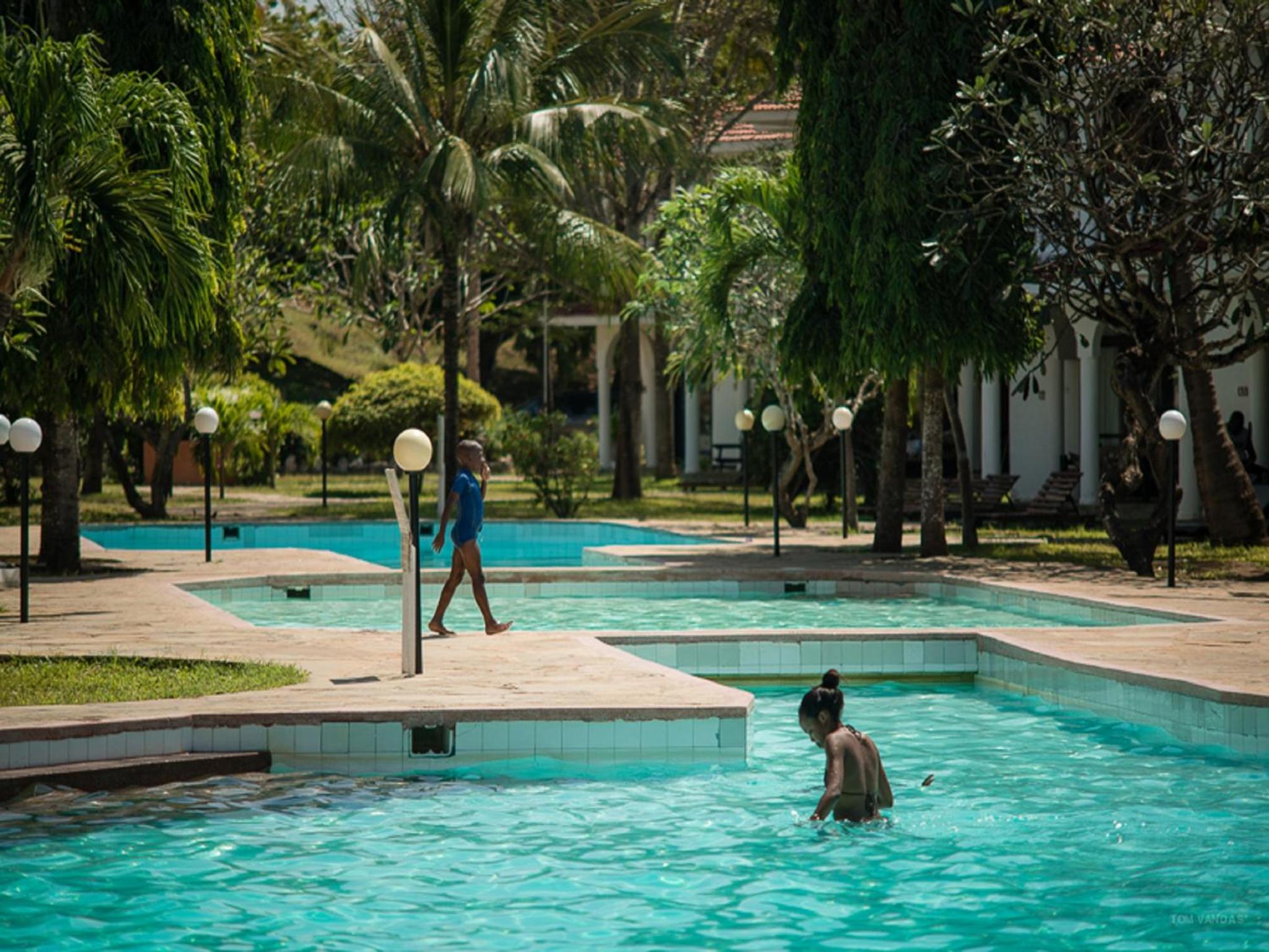 Bahari Dhow Beach Villas