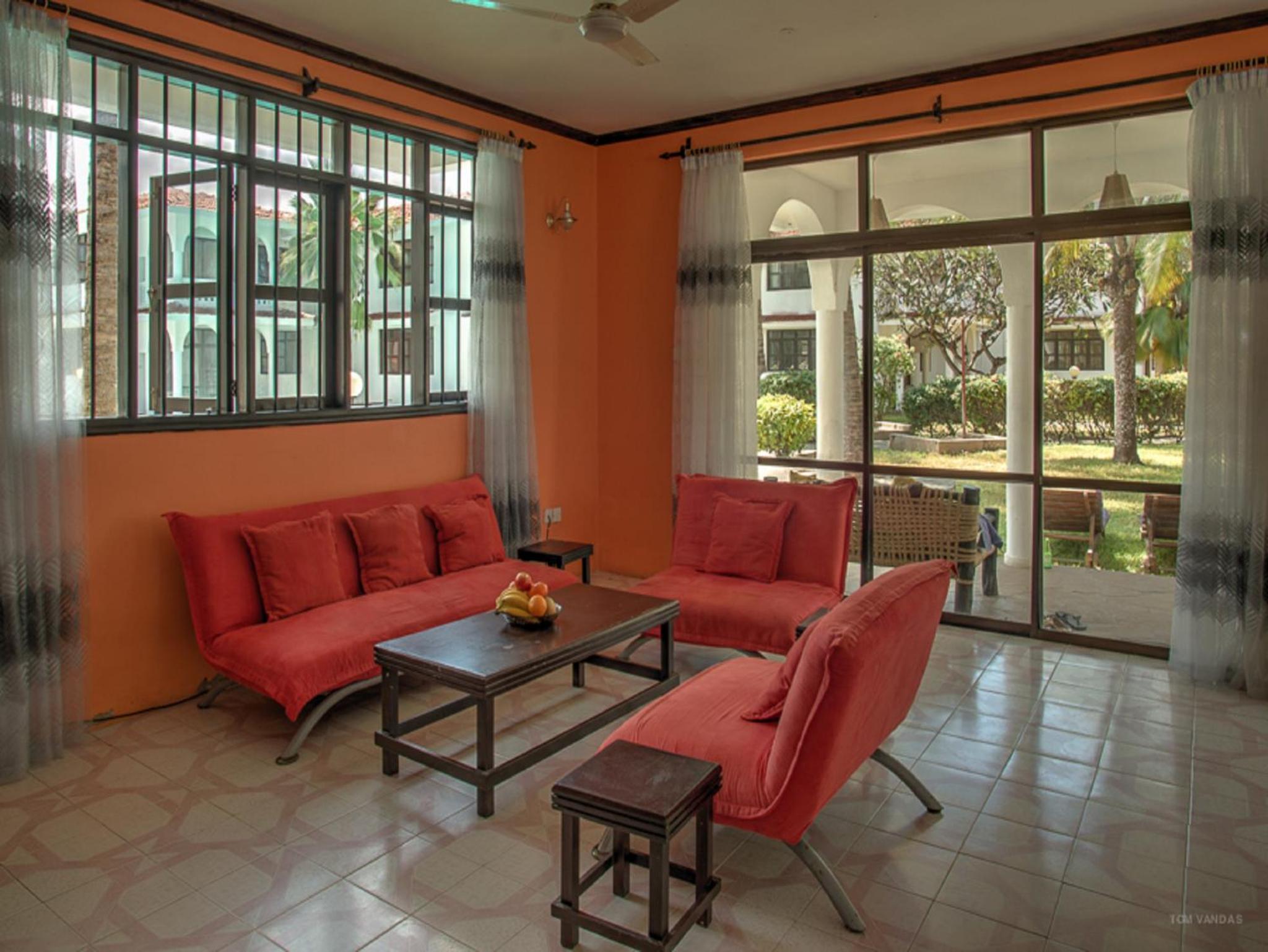 Bahari Dhow Beach Villas