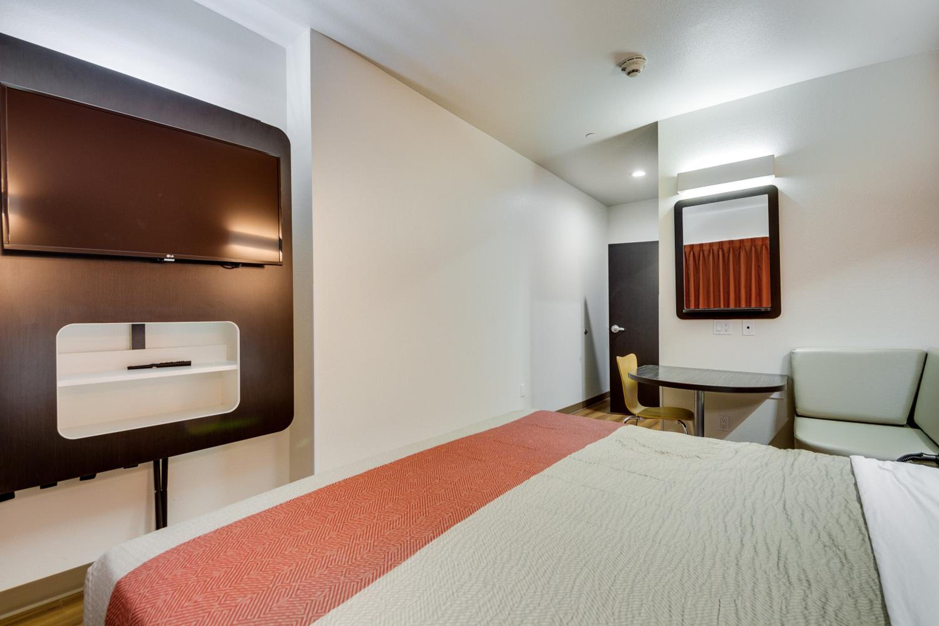 Motel 6-Tulsa, OK