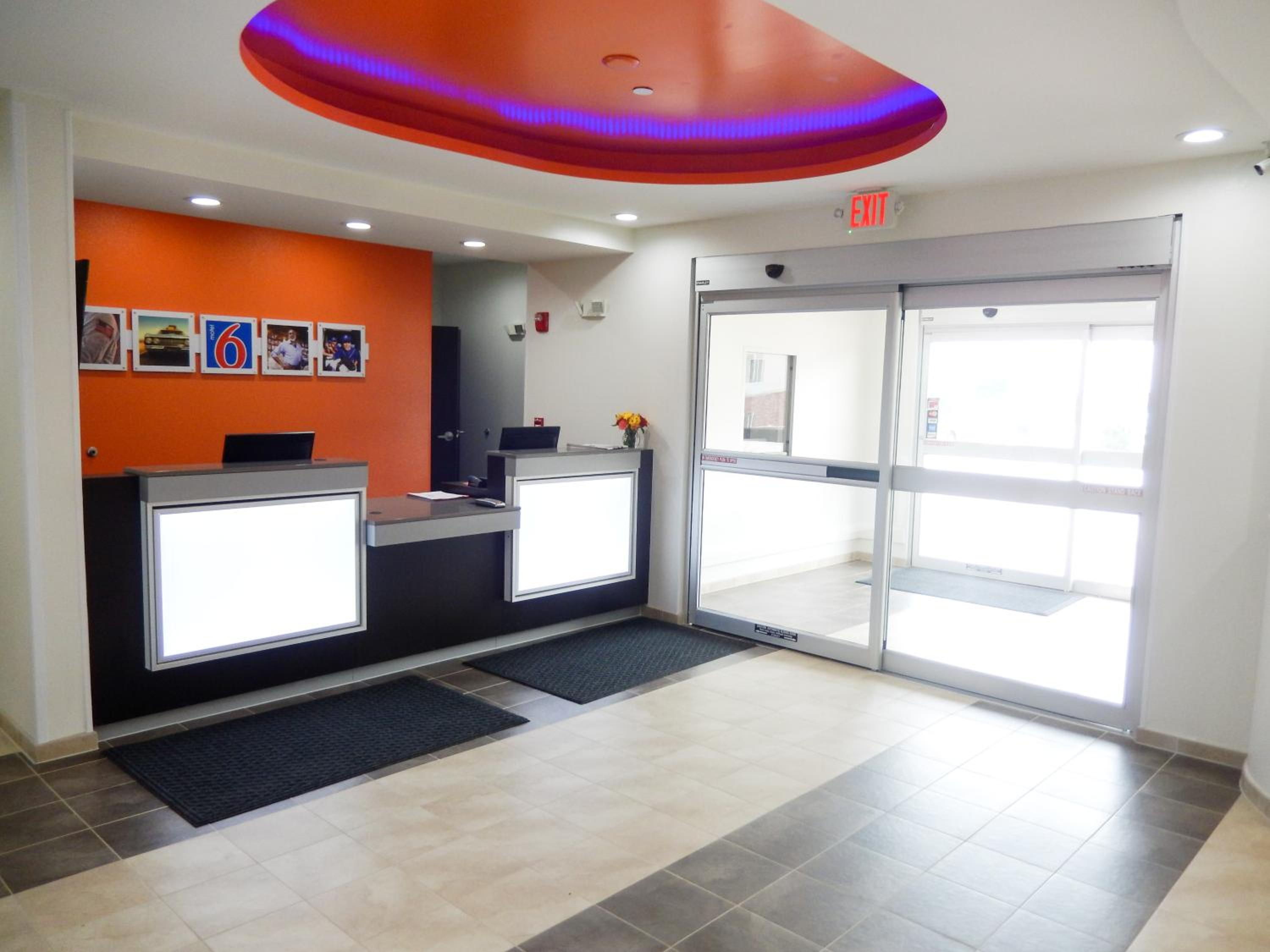 Motel 6-Tulsa, OK