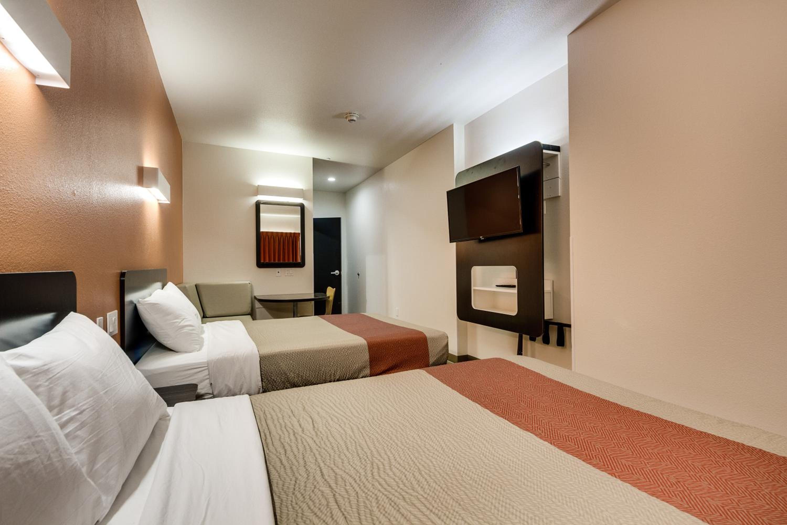 Motel 6-Tulsa, OK