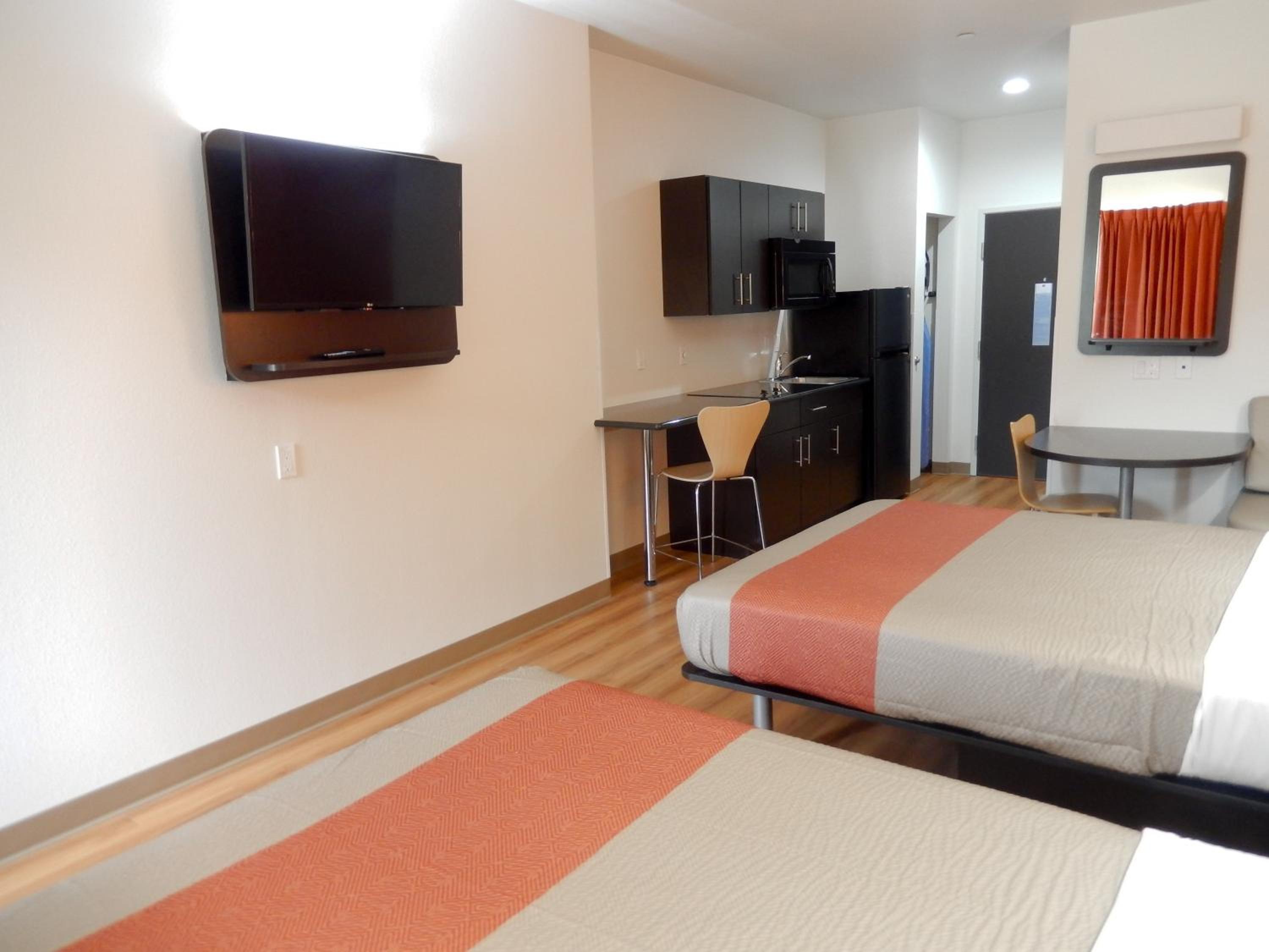 Motel 6-Tulsa, OK