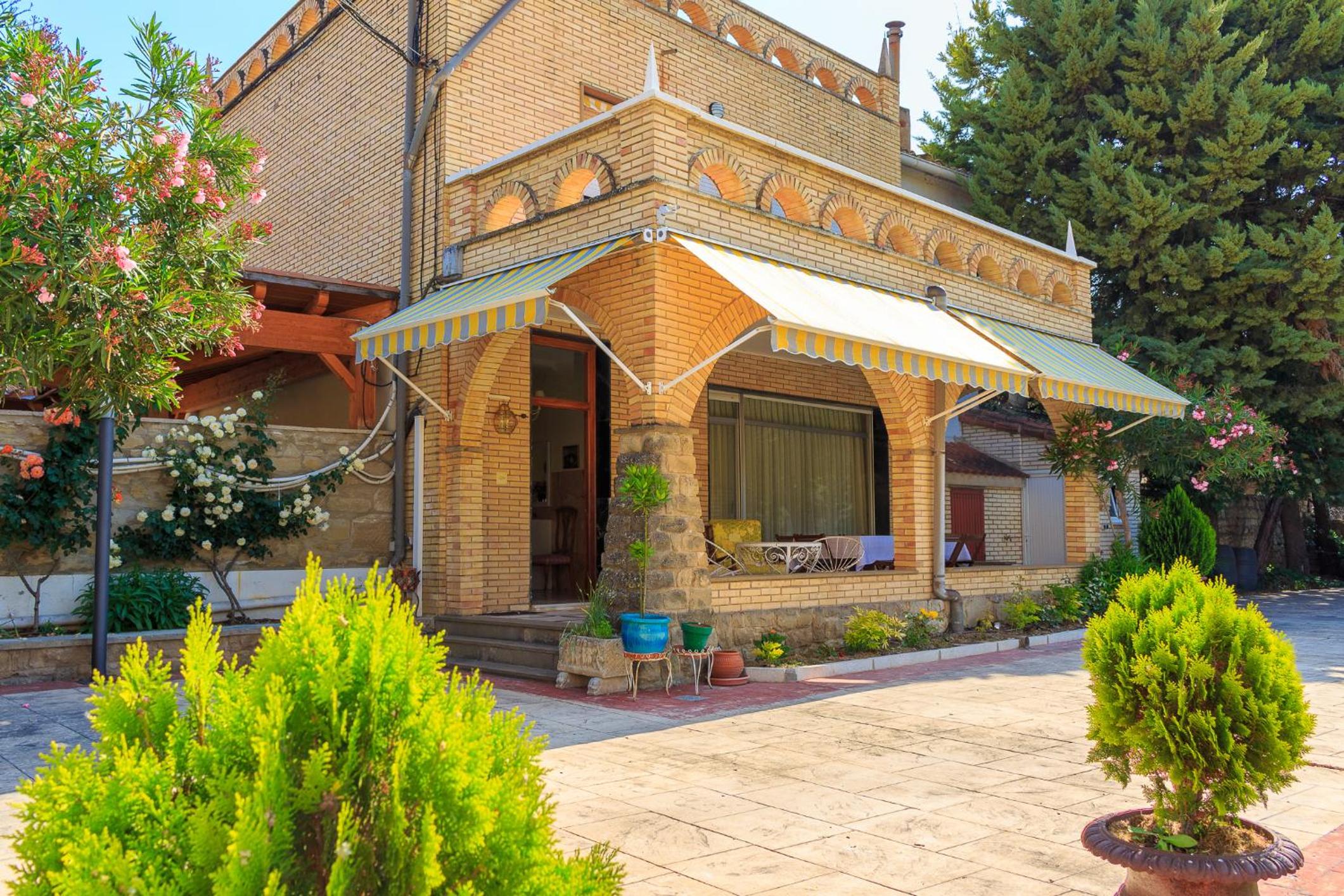 Casacelin view 3
