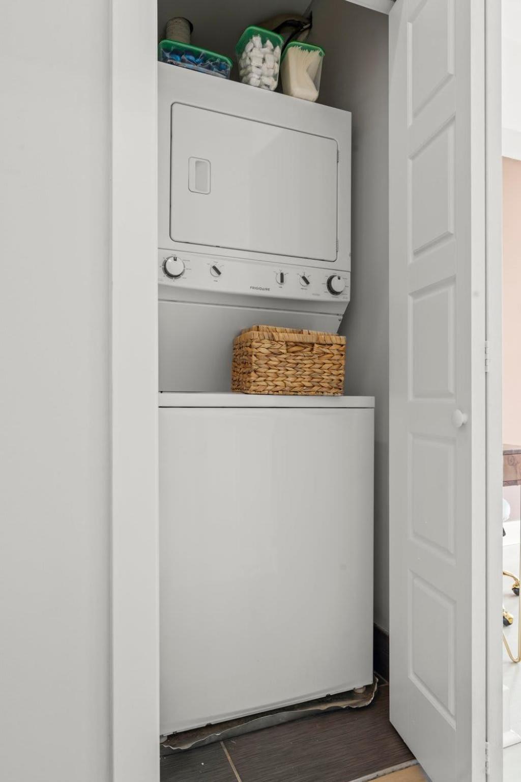 Modern 1BR Apartment Downtown Philly Near MET