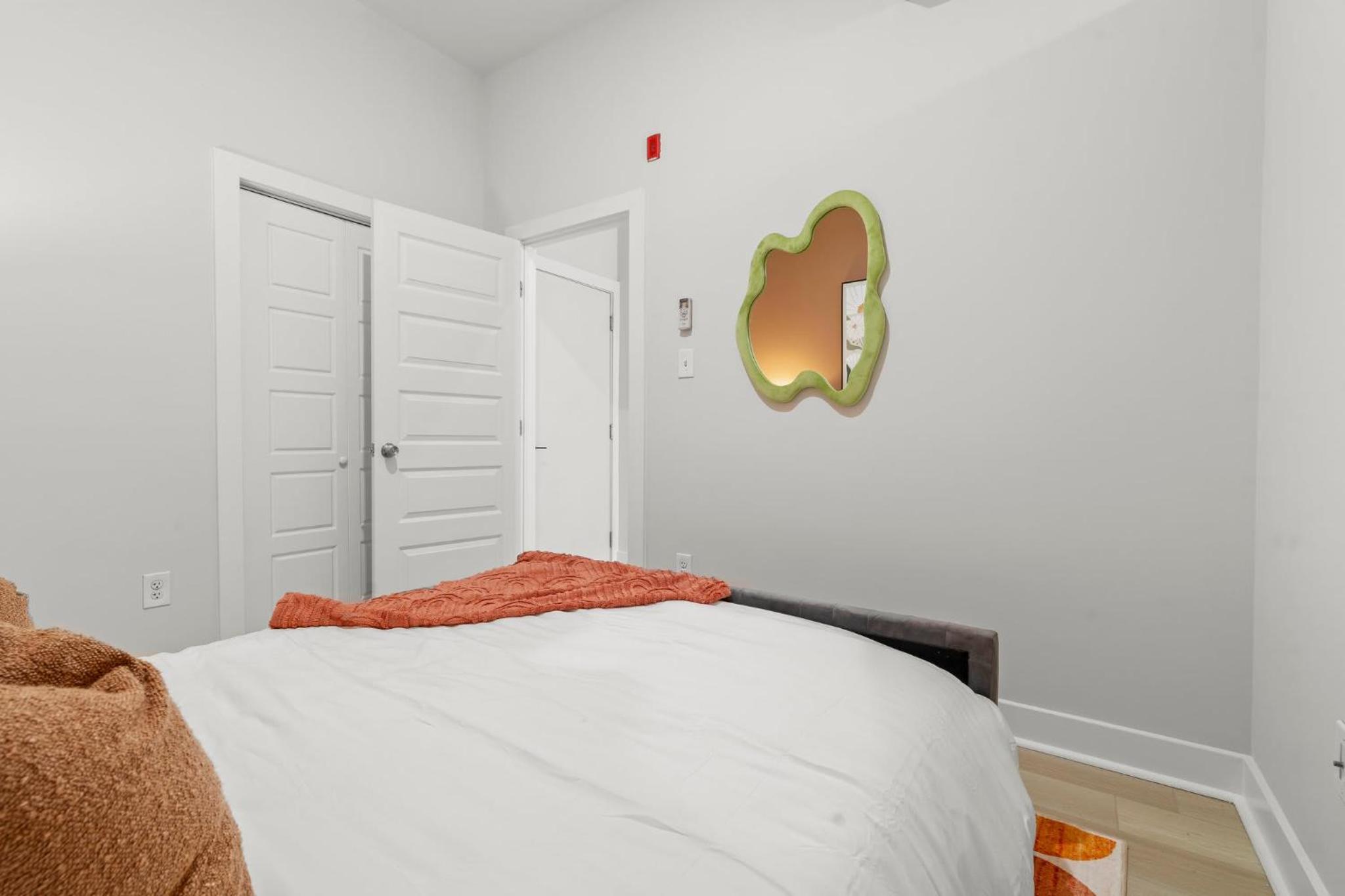 Modern 1BR Apartment Downtown Philly Near MET