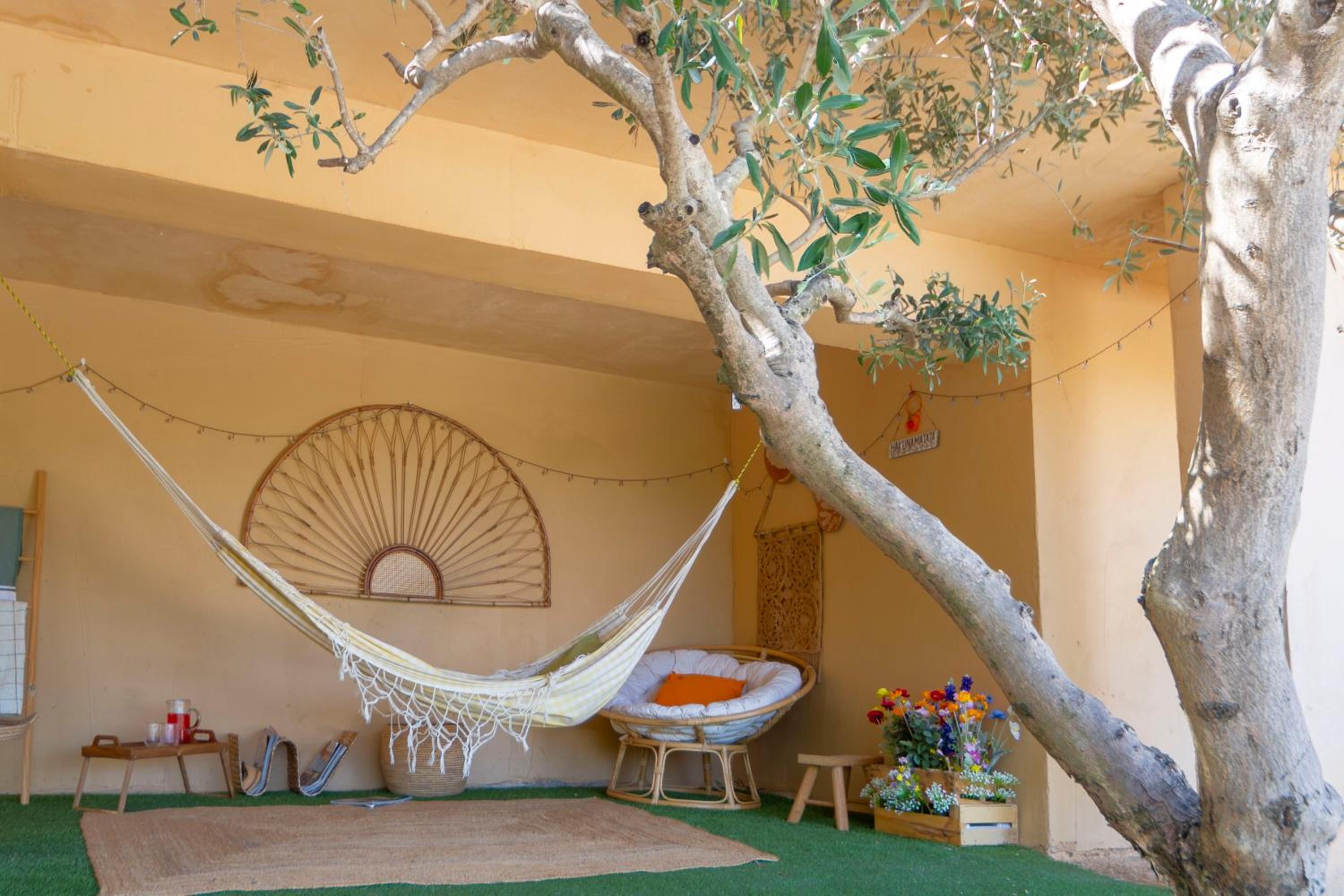 Independent Panoramic Studio with Pool - Le Tholonet
