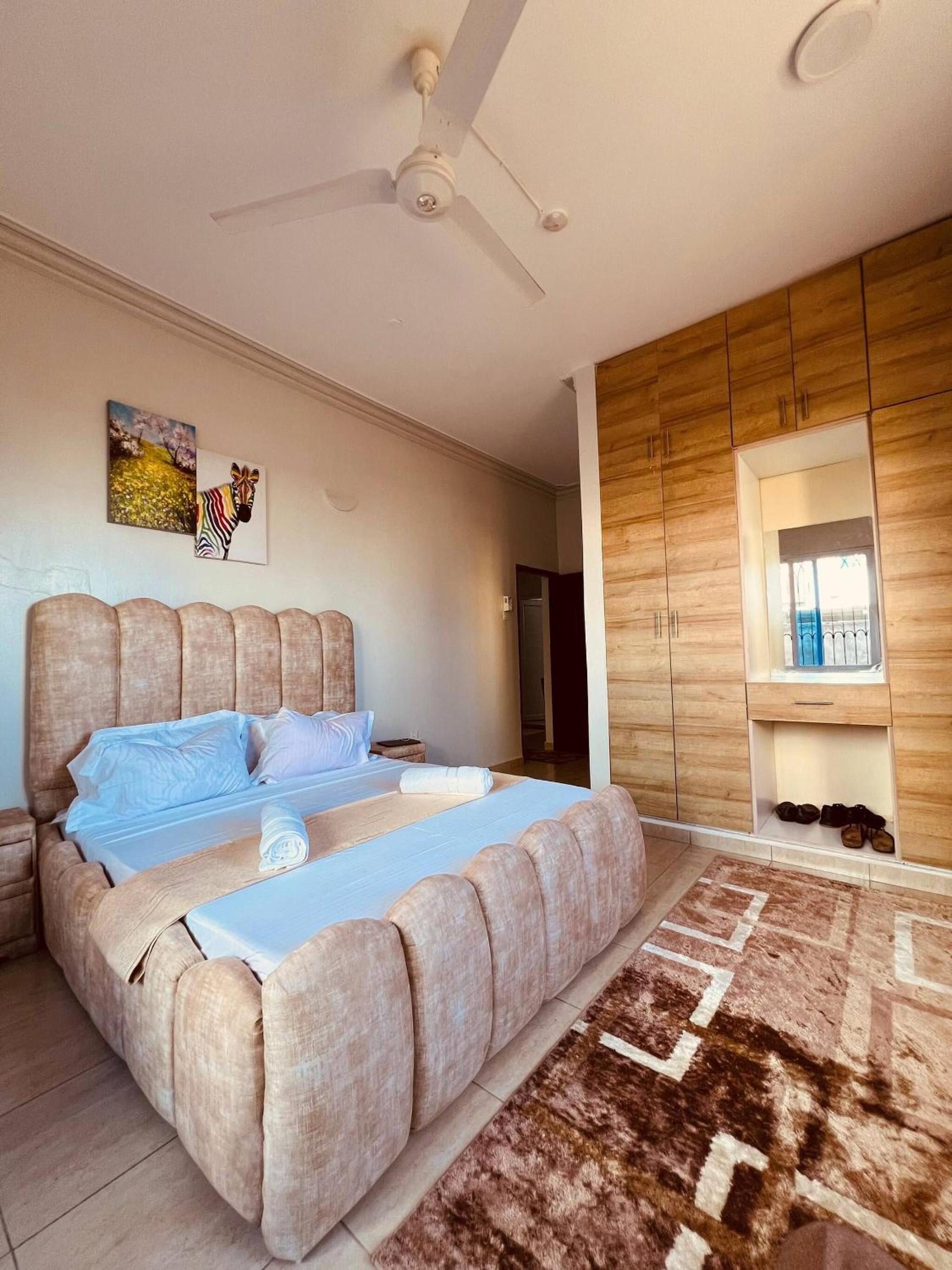Nyali Luxe 2 BR Plage Parking