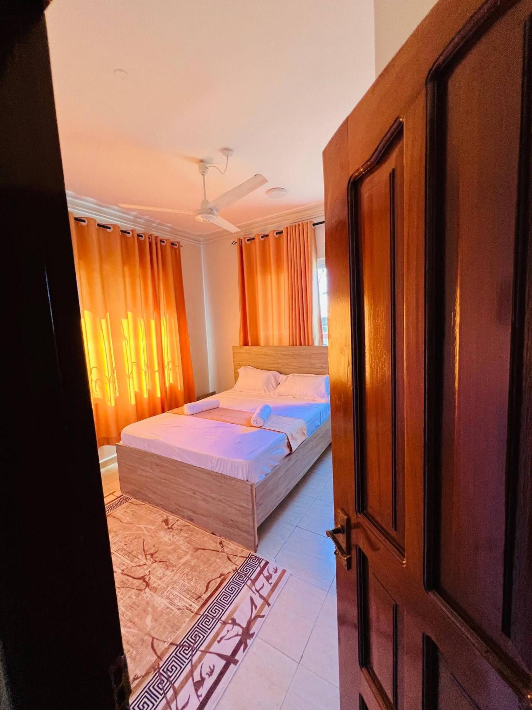 Nyali Luxe 2 BR Plage Parking