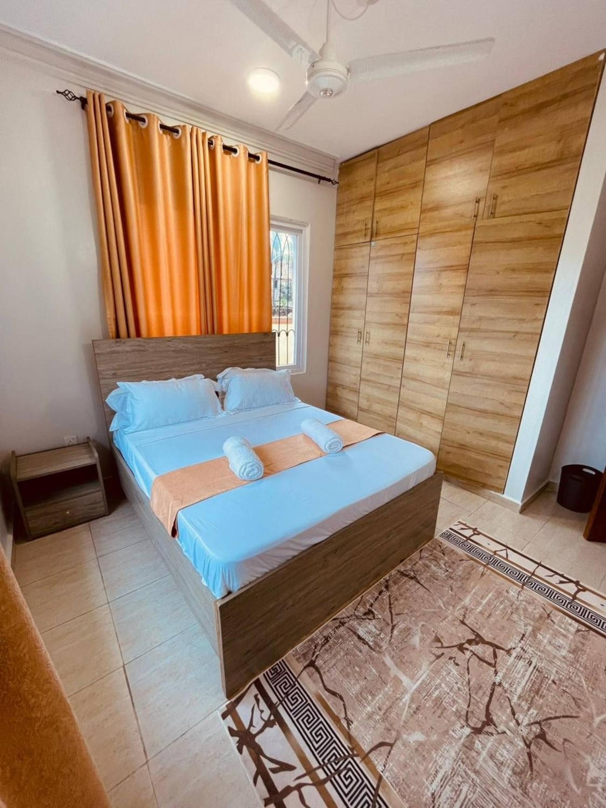 Nyali Luxe 2 BR Plage Parking