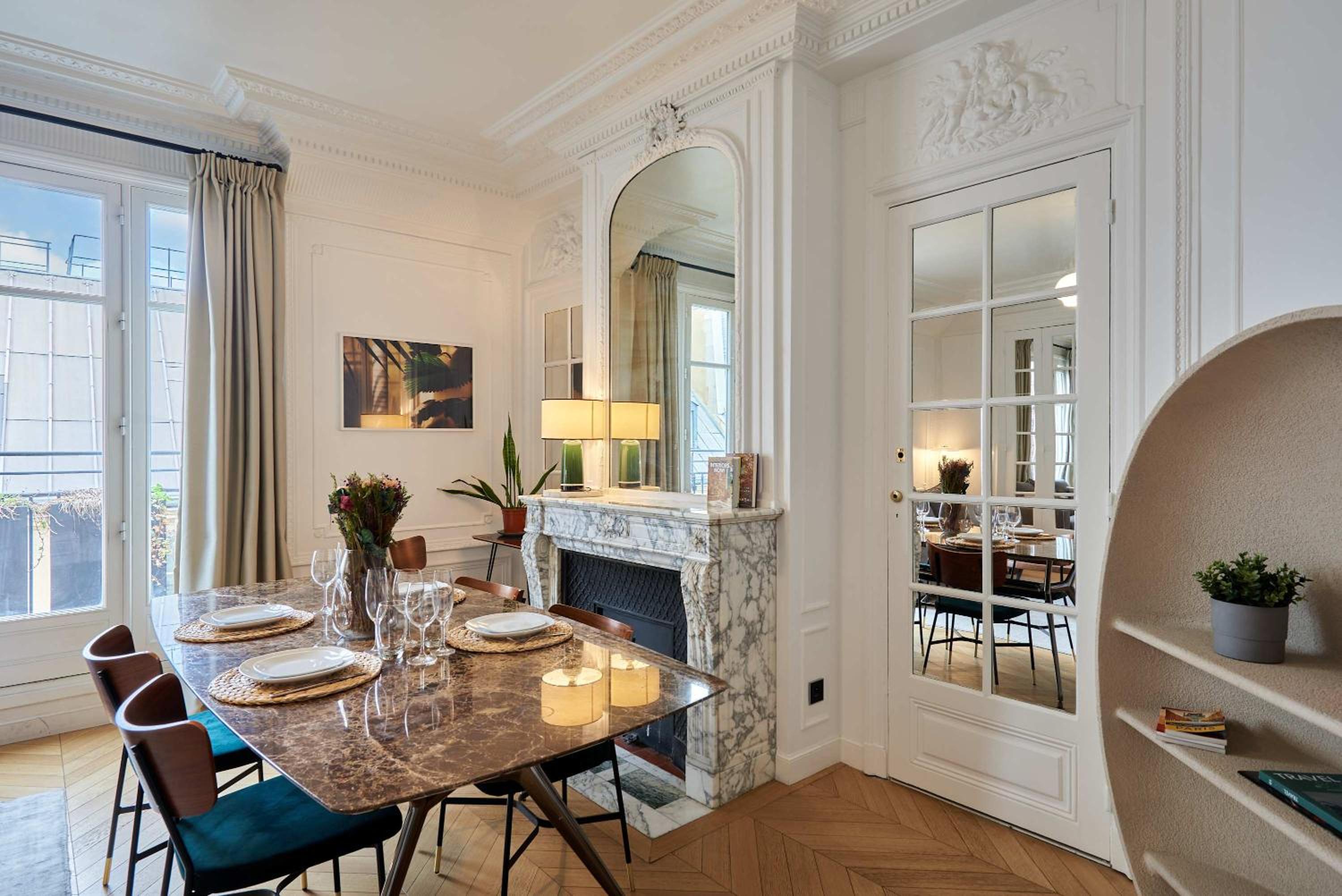 Wonderful AC Apartment Terrace Madeleine Opera