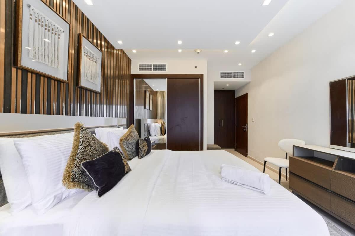 FAM Living Elite Residence 1BR Walk to JBR Beach