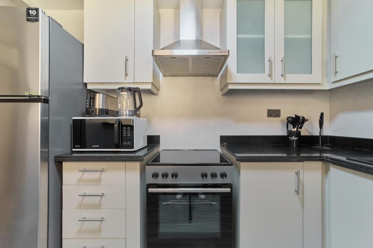 FAM Living - 1 Bedroom in Rimal 2 Dubai Marina