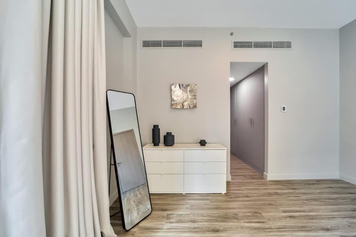 FAM Living - 1 Bedroom in Rimal 2 Dubai Marina