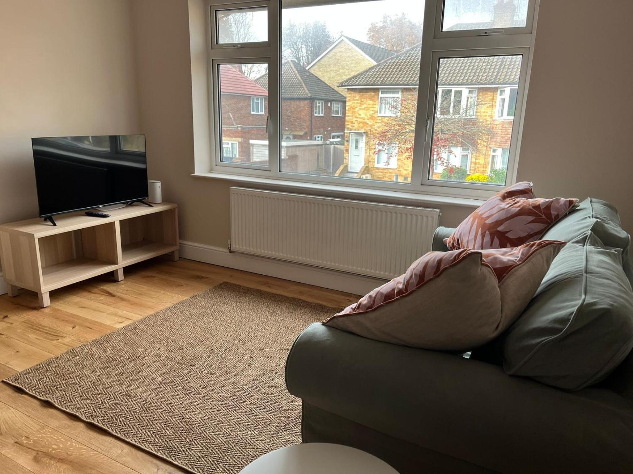 Lovely Ealing 3 Bed Flat