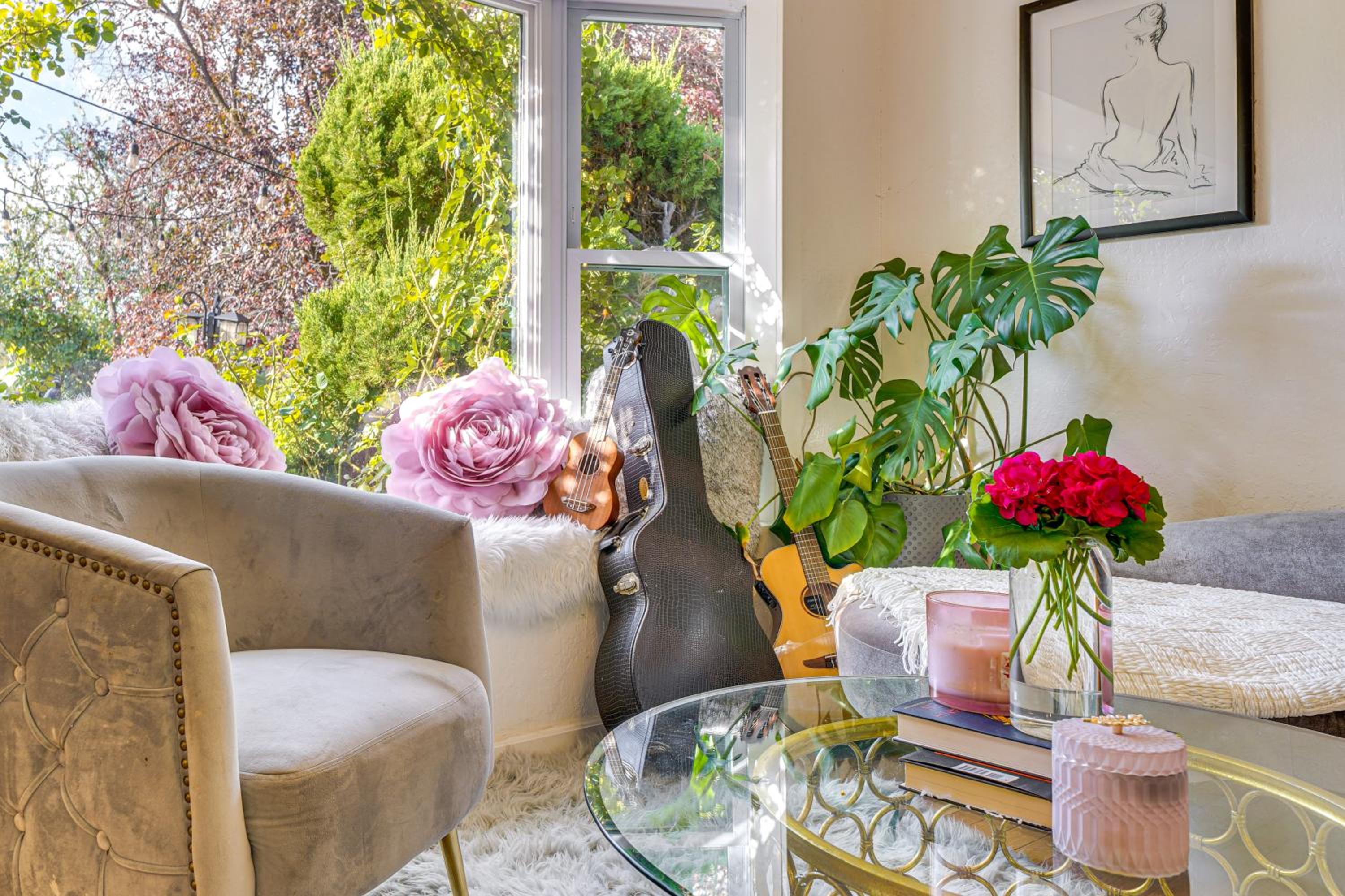 Work and Relax! Updated Walnut Creek Home with Office