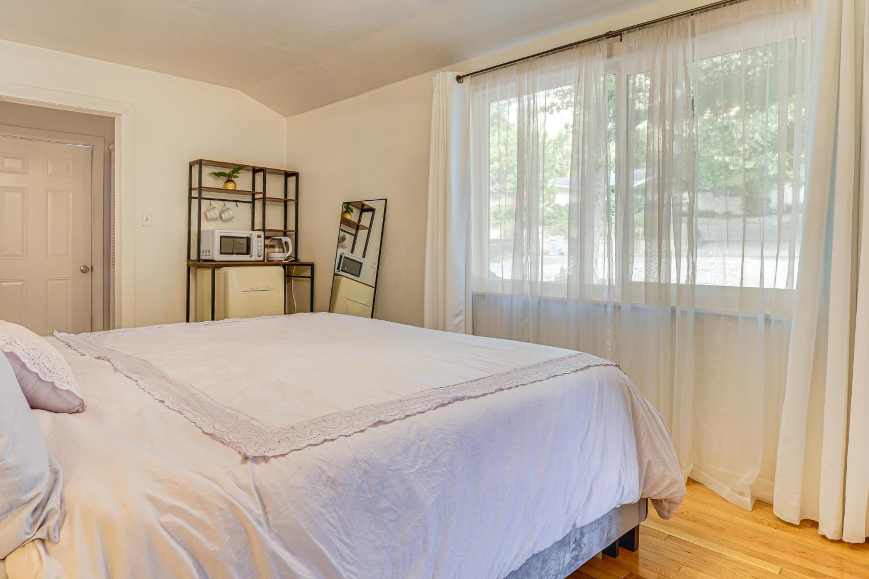 Work and Relax! Updated Walnut Creek Home with Office